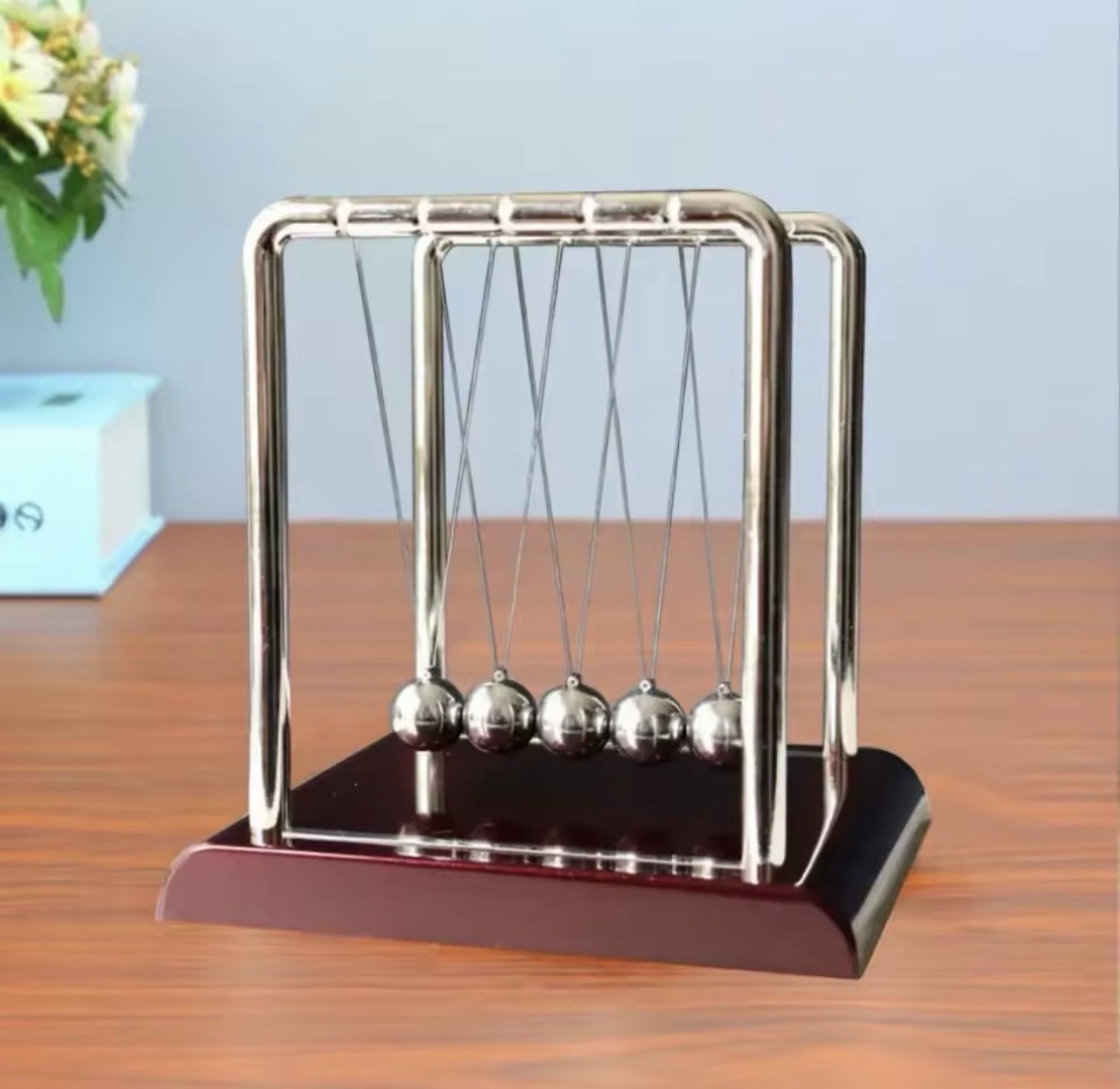 Newton’s Cradle Balance Balls Desk Toy Physics Science Educational Office Decor
