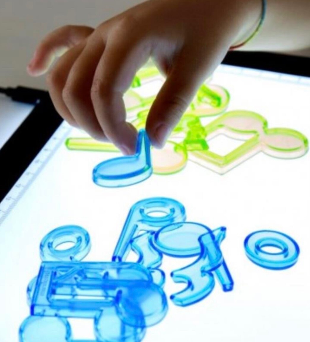 Miniland MLE97901 Translucent Musical Counters Educational Light table Preschool