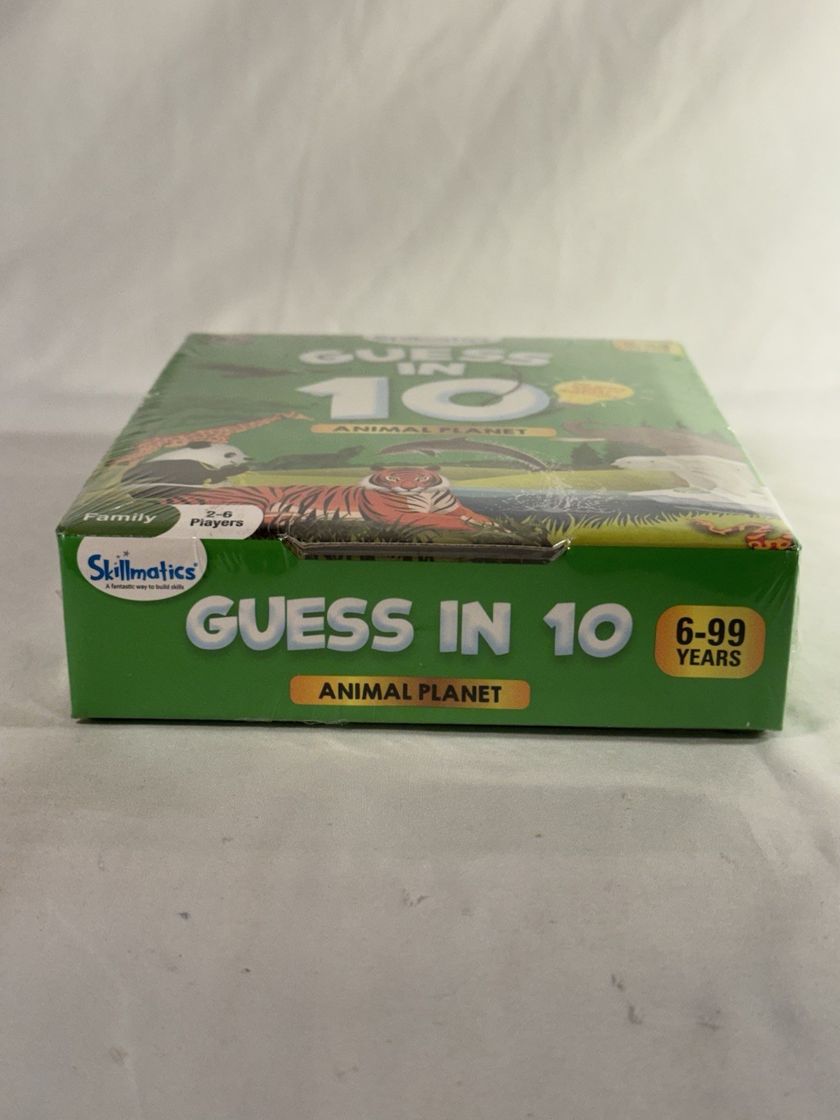 2017 ANIMAL PLANET GUESS IN 10 CARD GAME BY GRASPER GLOBAL