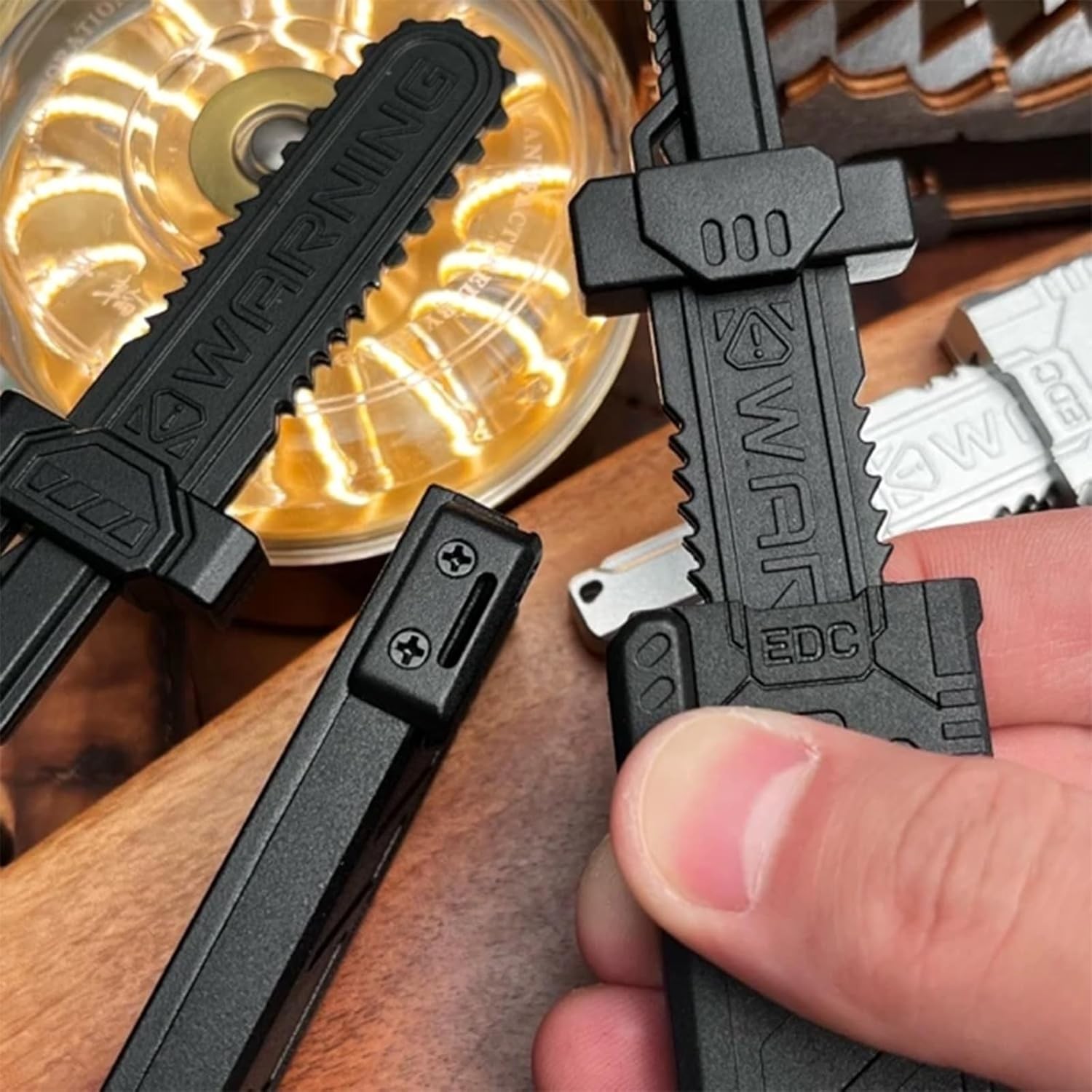 Fun Engaging Anxiety-Reducing Tactile Ergonomic Retractable Saw Sword Fidget Toy