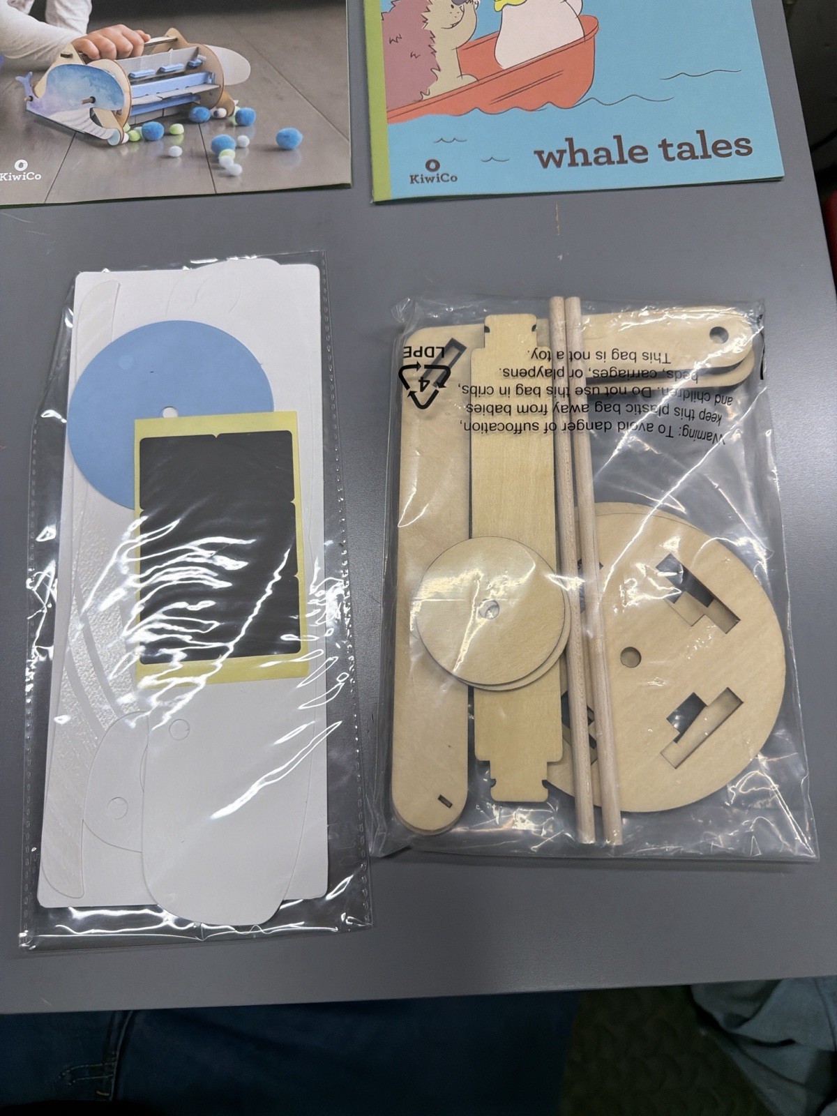 KiwiCo Mechanical Sweeper STEM Kit Kids Craft Builds Set Ages 5+ Open Box
