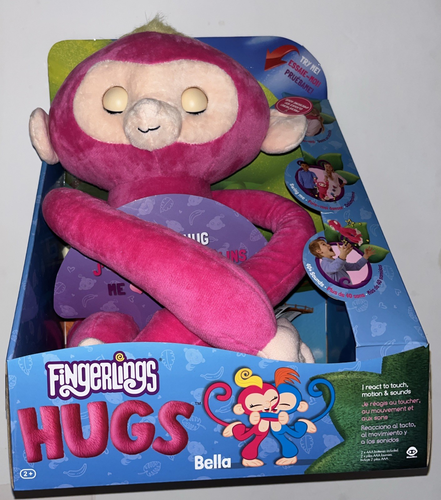 I love to hug monkey Fingerlings Hugs Bella interactive makes 40+ sounds
