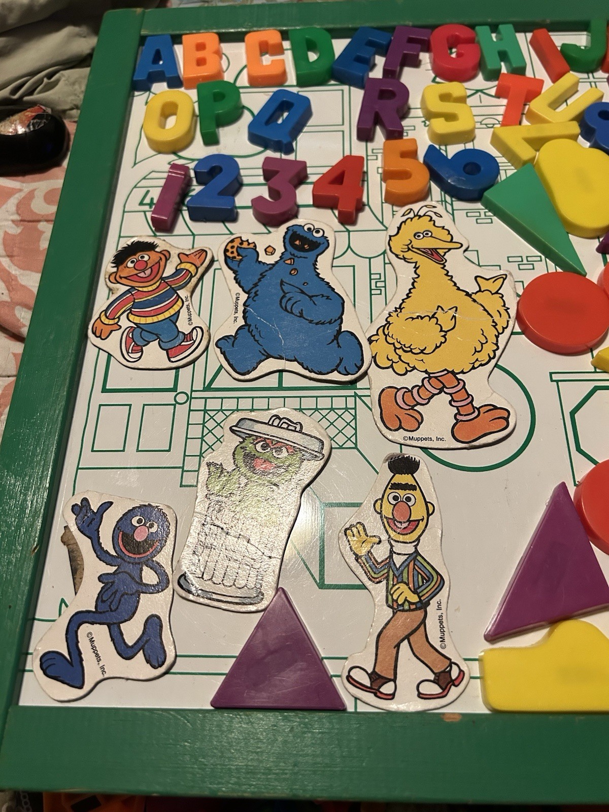 Vtg 1970s Sesame Street Magnet ABC Shapes Activity Learning Board Ernie Big Bird