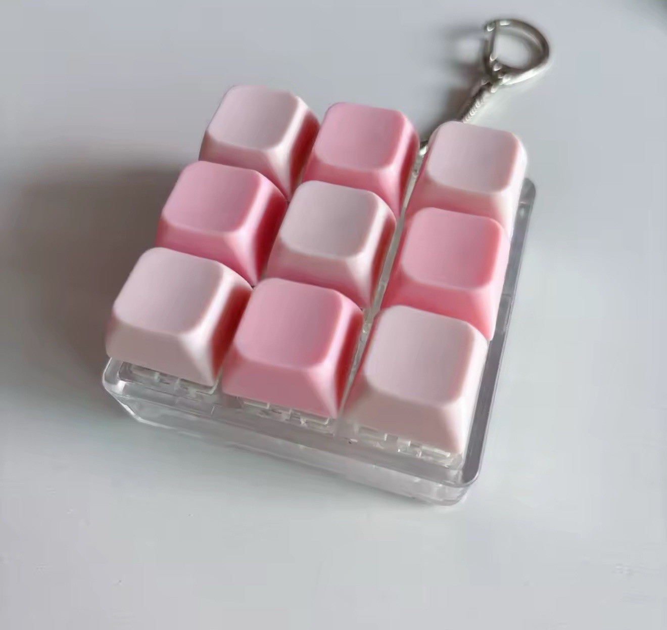 Keyboard Fidget Toy Fidget Keyboard Keychain for Travel Kids Adults School