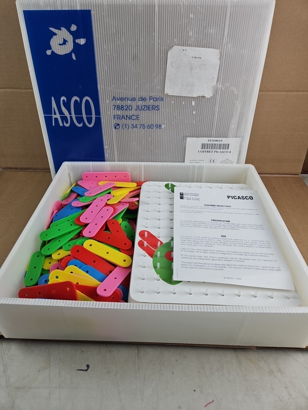 1995 Asco Picasco 4 Educational Game Puzzle Peg Board Toy France Learning Game