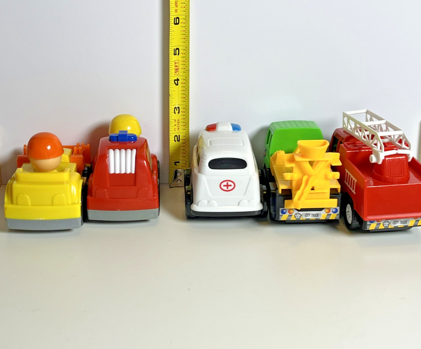 Toddler Toy Vehicle Plastic Truck Car LOT of 5 Construction Fire Ambulance Kids