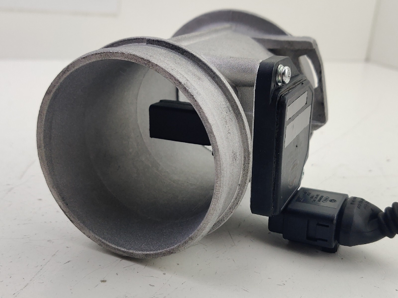 Mass Air Flow Sensor VW Passat 3BG 2.5 Audi A4 8E A6 8ET009142-45 💯💯