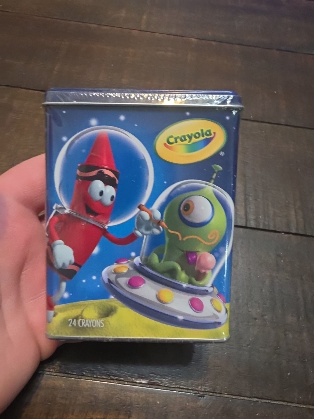 NEW! Crayola 24 Crayons Imagination Space Theme Tin With Crayons