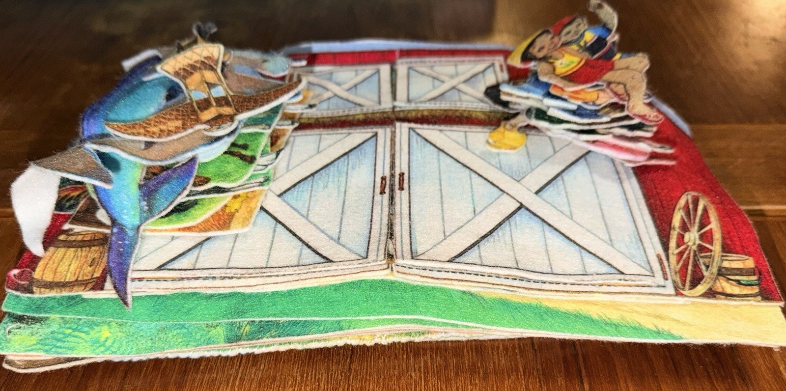 Assorted Visuals Set Precut Flannel/Felt Board Figures