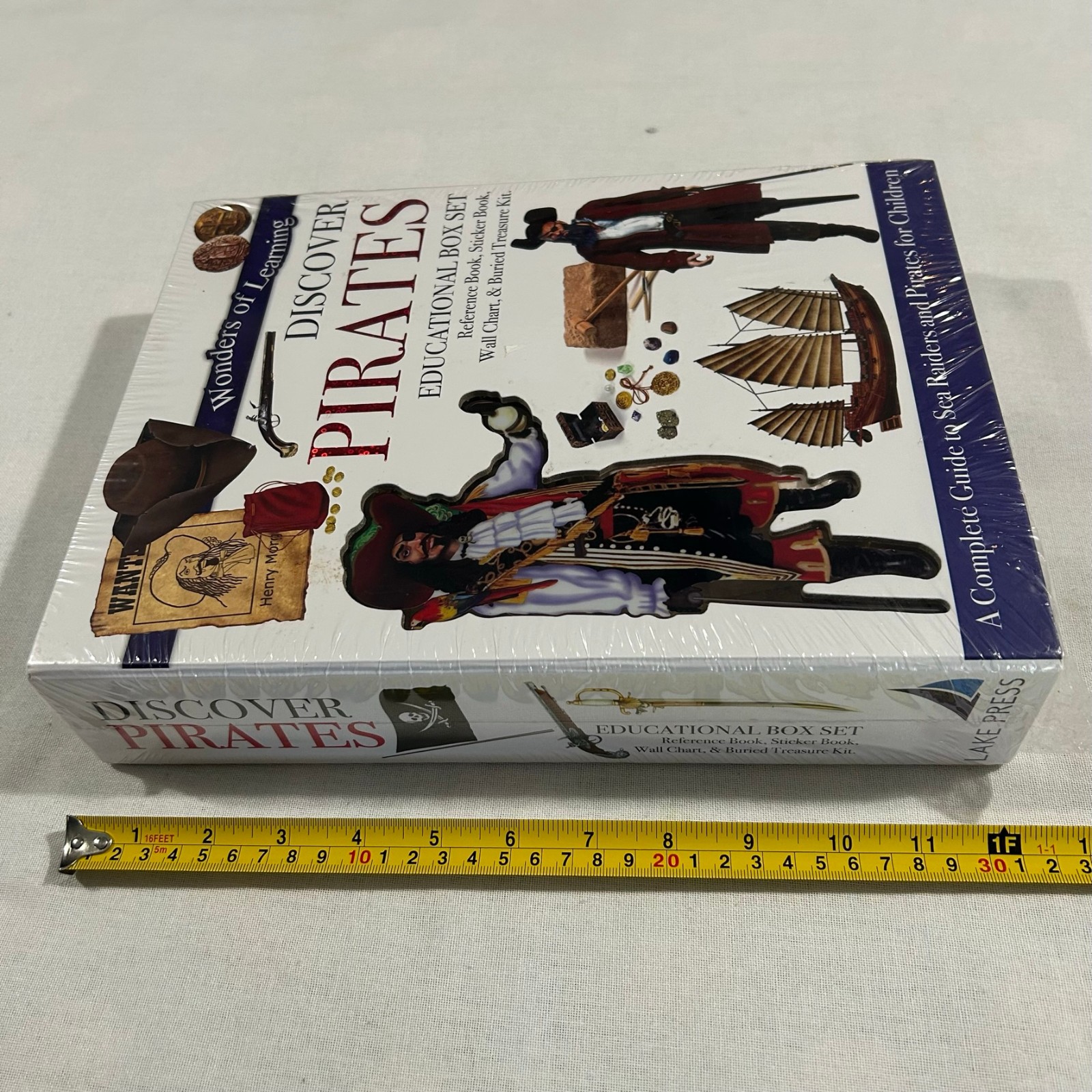 Discover Pirates Educational Box Set Brand New
