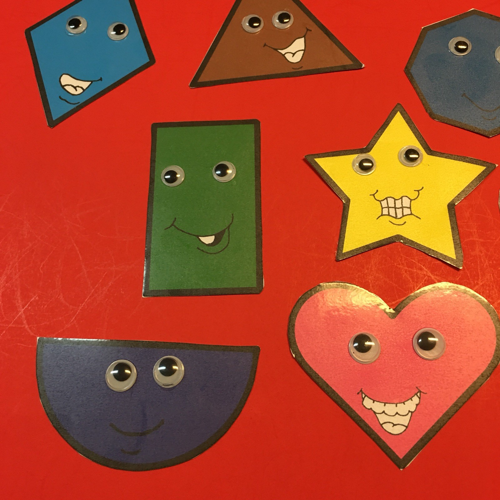 10 SHAPE PEOPLE – FLANNEL / FELT BOARD STORY PIECES PRESCHOOL