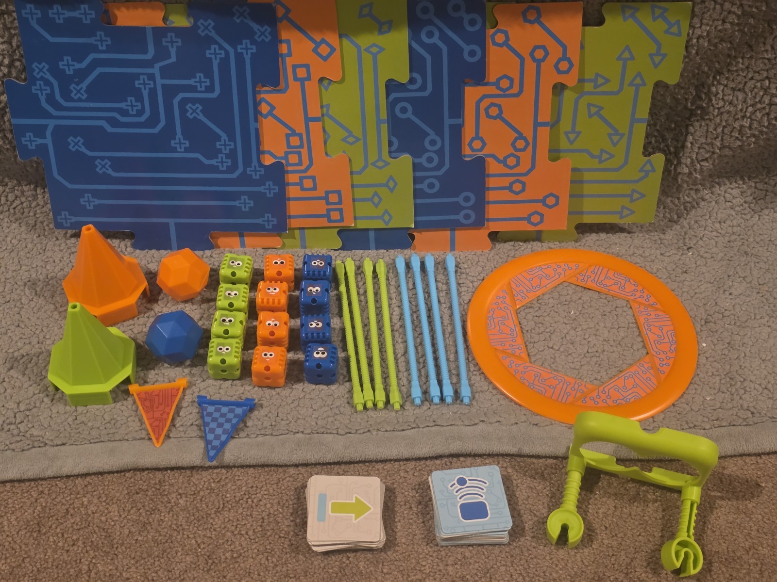 Learning Resources Botley The Coding Robot Activity Set LER2935 Complete Works!
