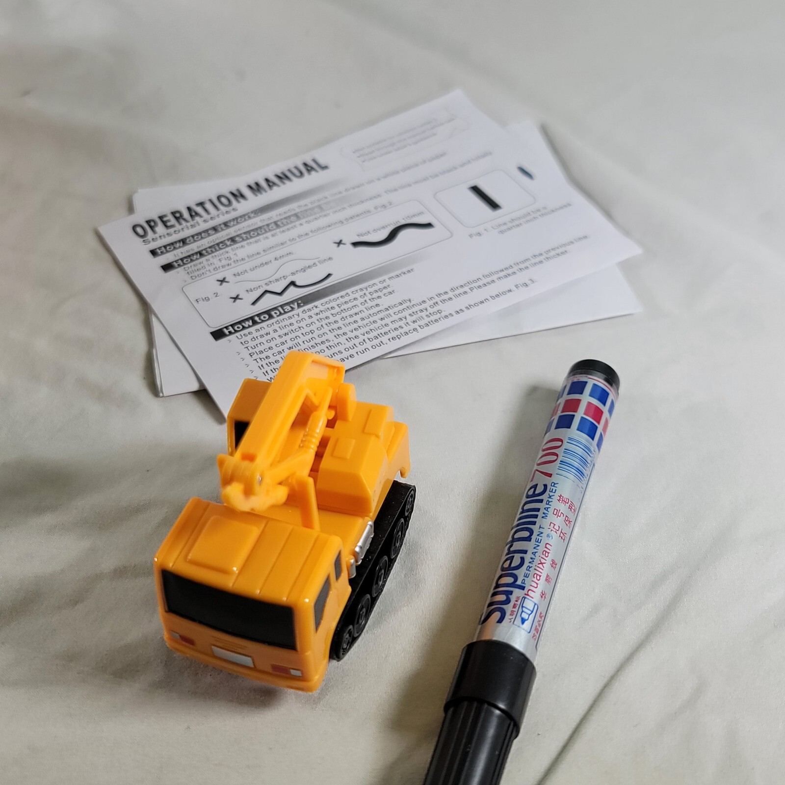 Gold Light Inductive Truck Modish Design Toy – Will Follow Any Drawn Line