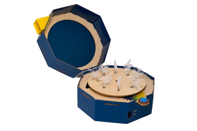 Pre-built – CrunchLabs Strobe Light Animator Box 6 – READ DESCRIPTION
