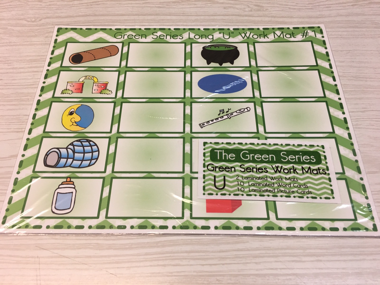 The Green Series – Vowel U Work Mats (20 cards-2 Laminated WorkMats) Montessori