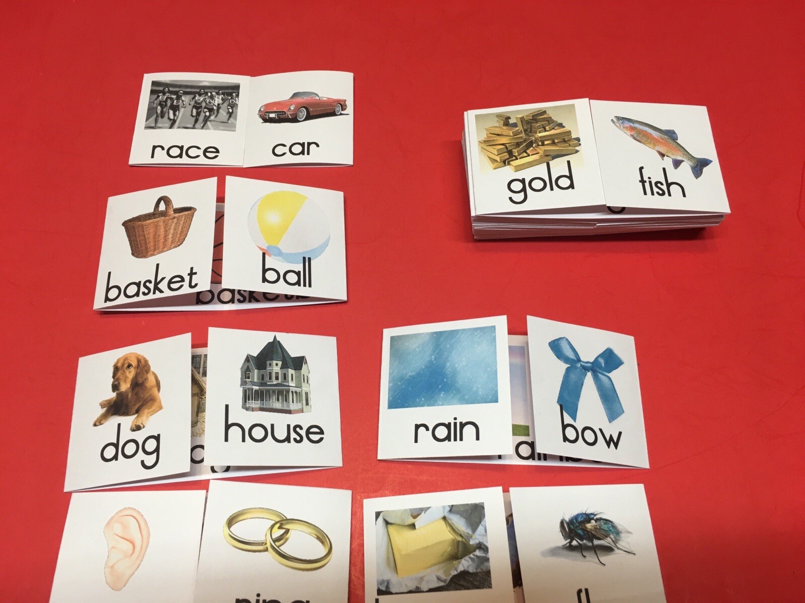 Compound Words – Cards for Learning Center – 33 Flip Cards – Activity Cards