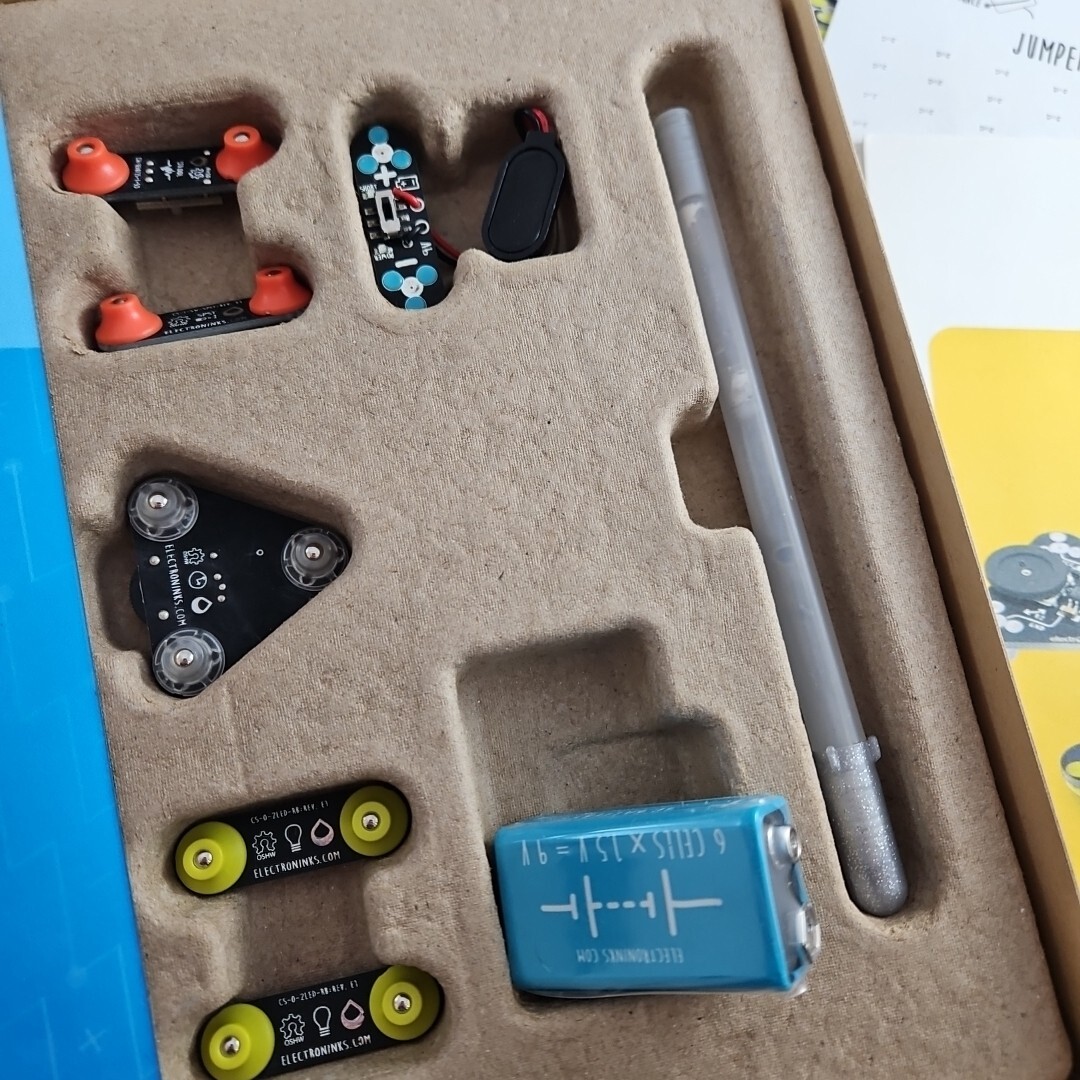 👍 Circuit Scribe Basic Kit –Conductive Ink Pen, Kids DIY