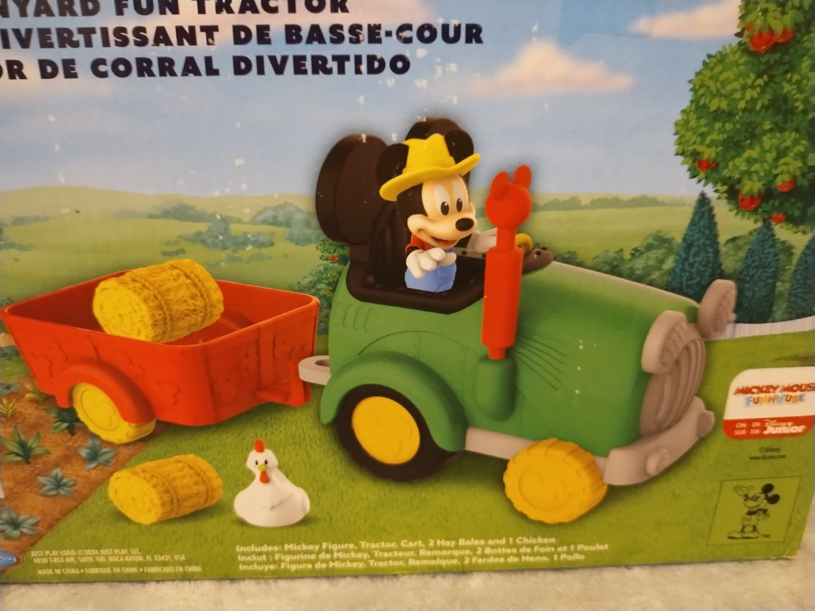 NEW Disney Junior Mickey Barnyard Fun Tractor
