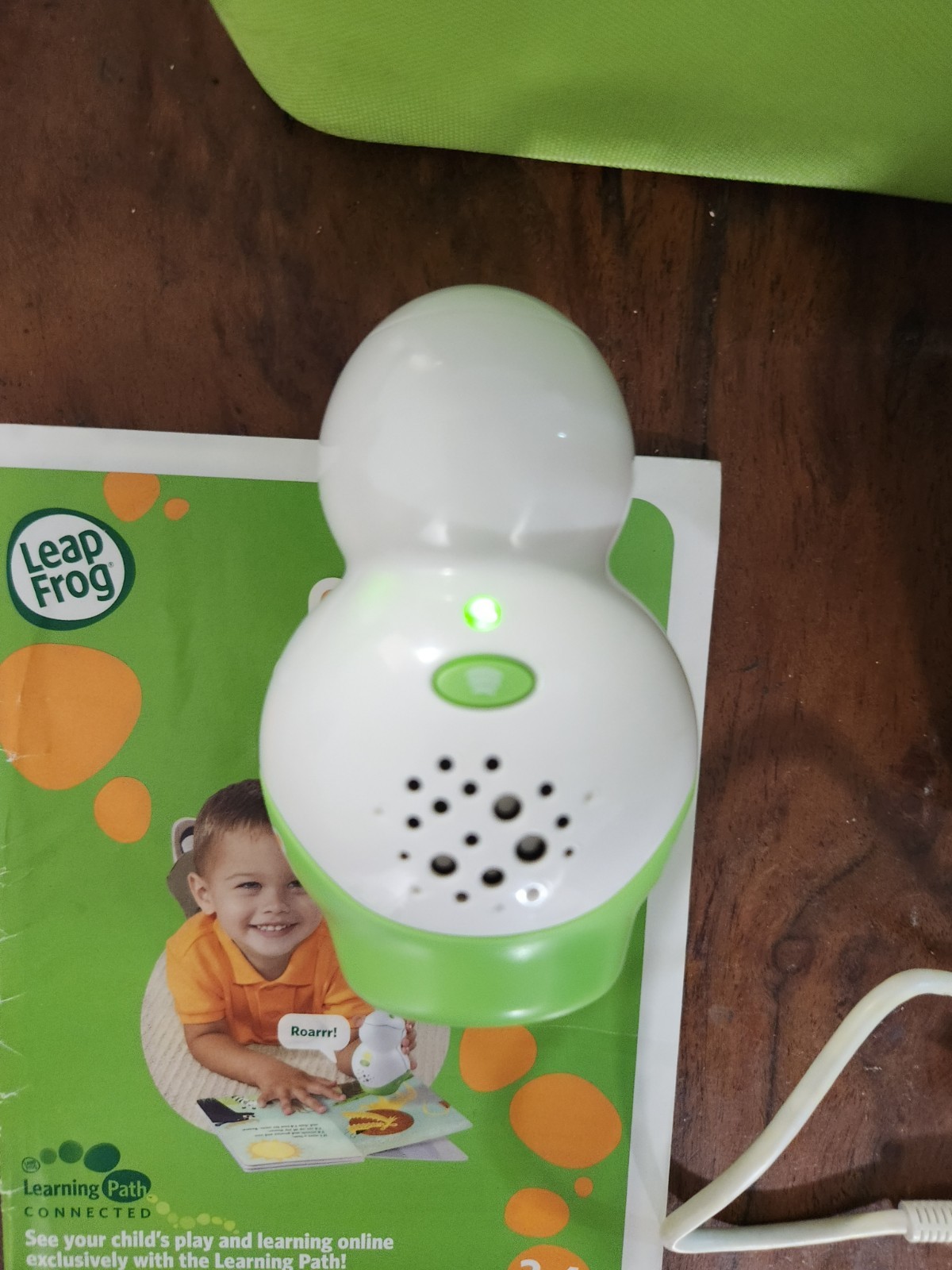 LeapFrog Tag Junior Book Pal Green Reader Lot 8 Books Carrying Case USB Cable