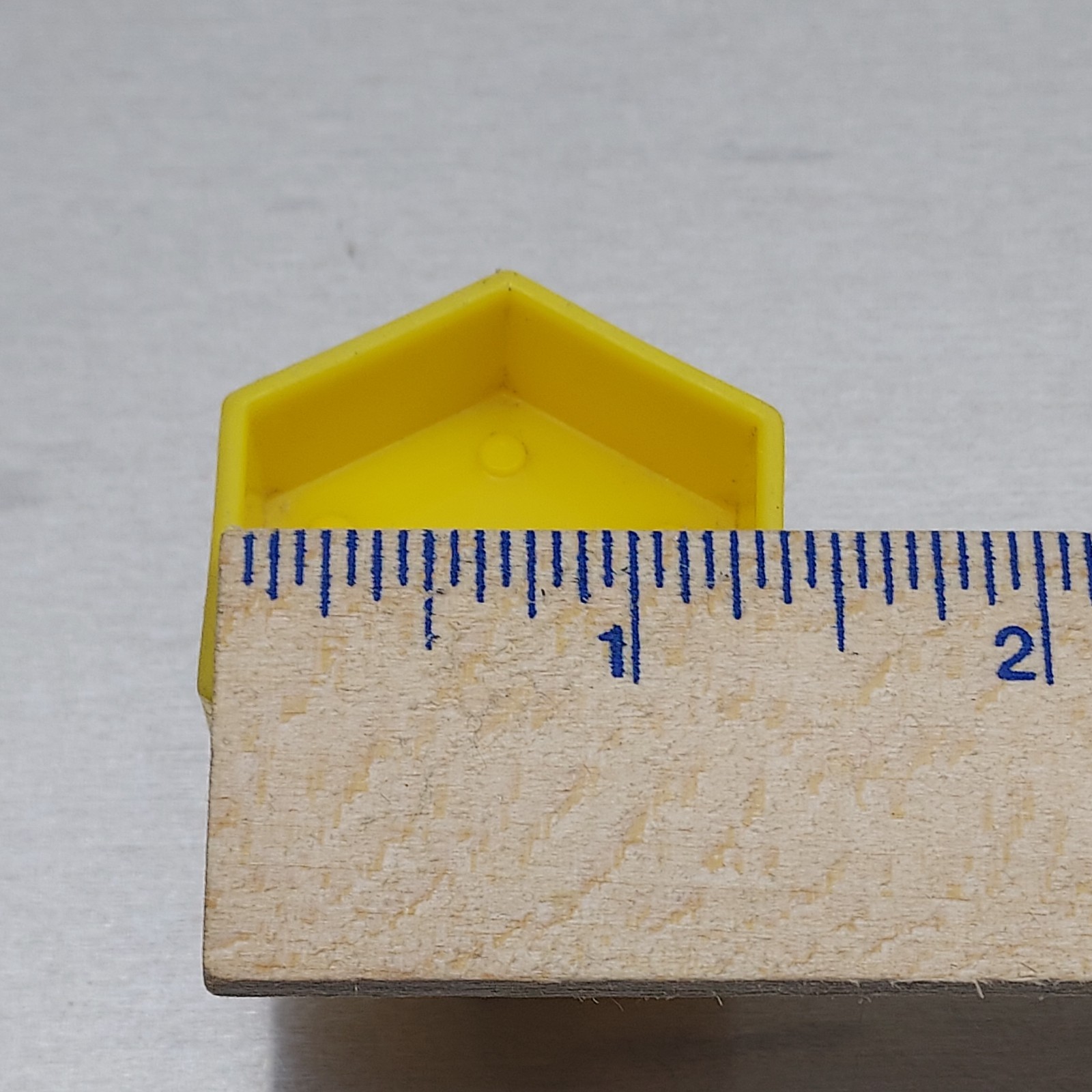 Tupperware Replacement Yellow Hexagon Shape Number 6 for Shape O Ball Only