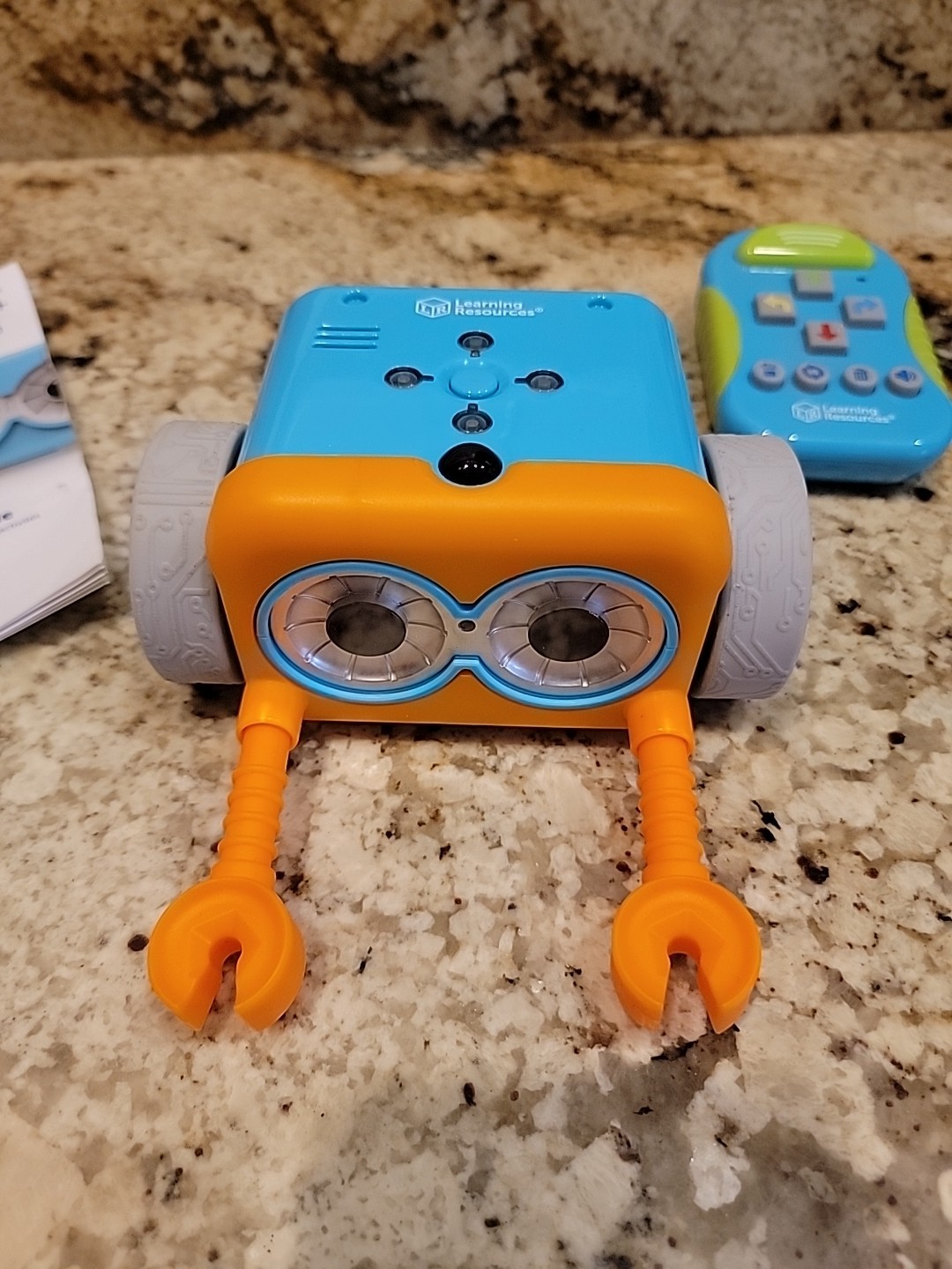 Botley The Coding Robot with Remote 40 Pieces Cards Learning Resources Ages 5