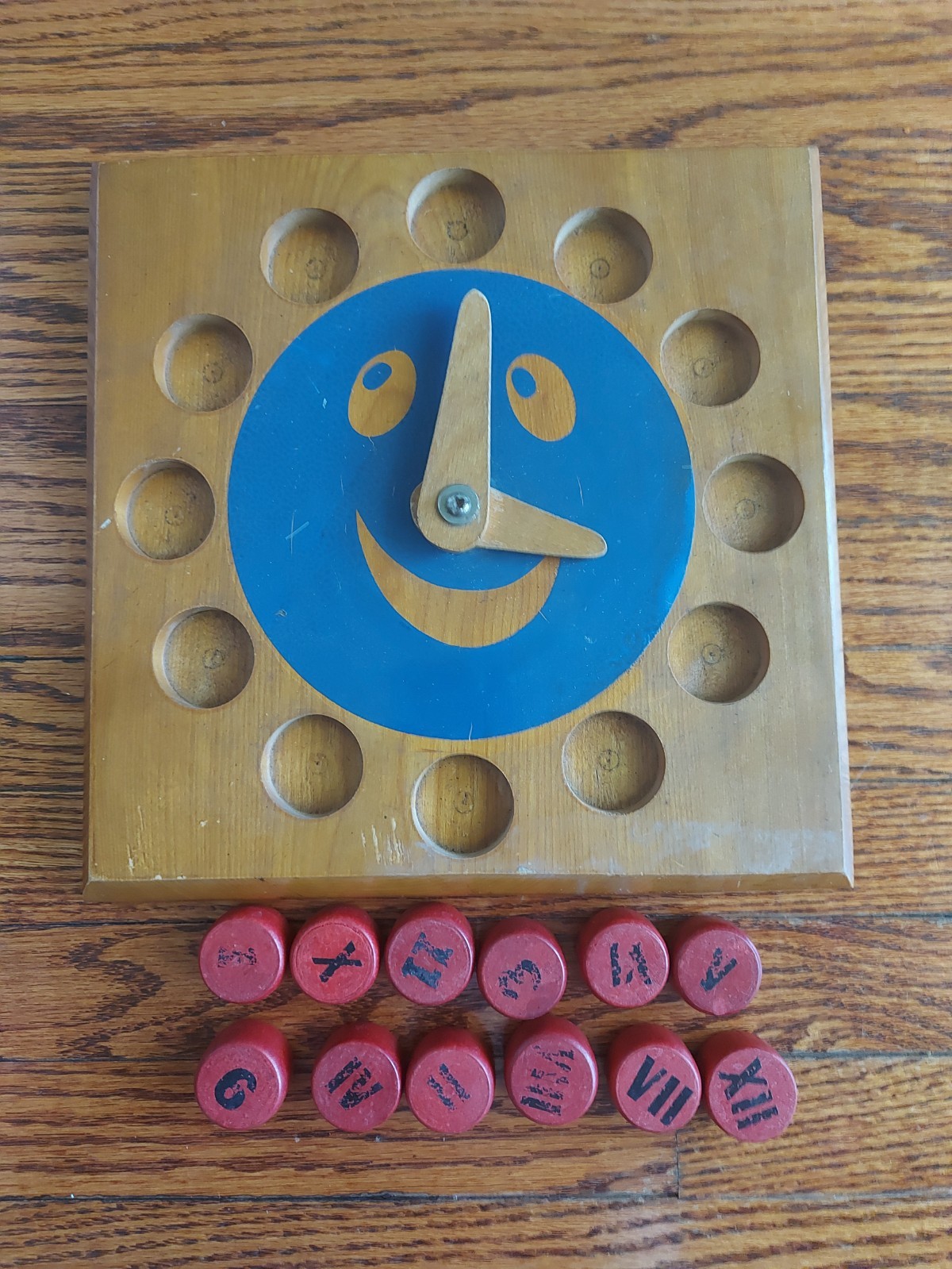 VINTAGE (1950’S/60’S?) ALL WOOD SOMERVILLE KIDS CLOCK & TIME TEACHING TOY