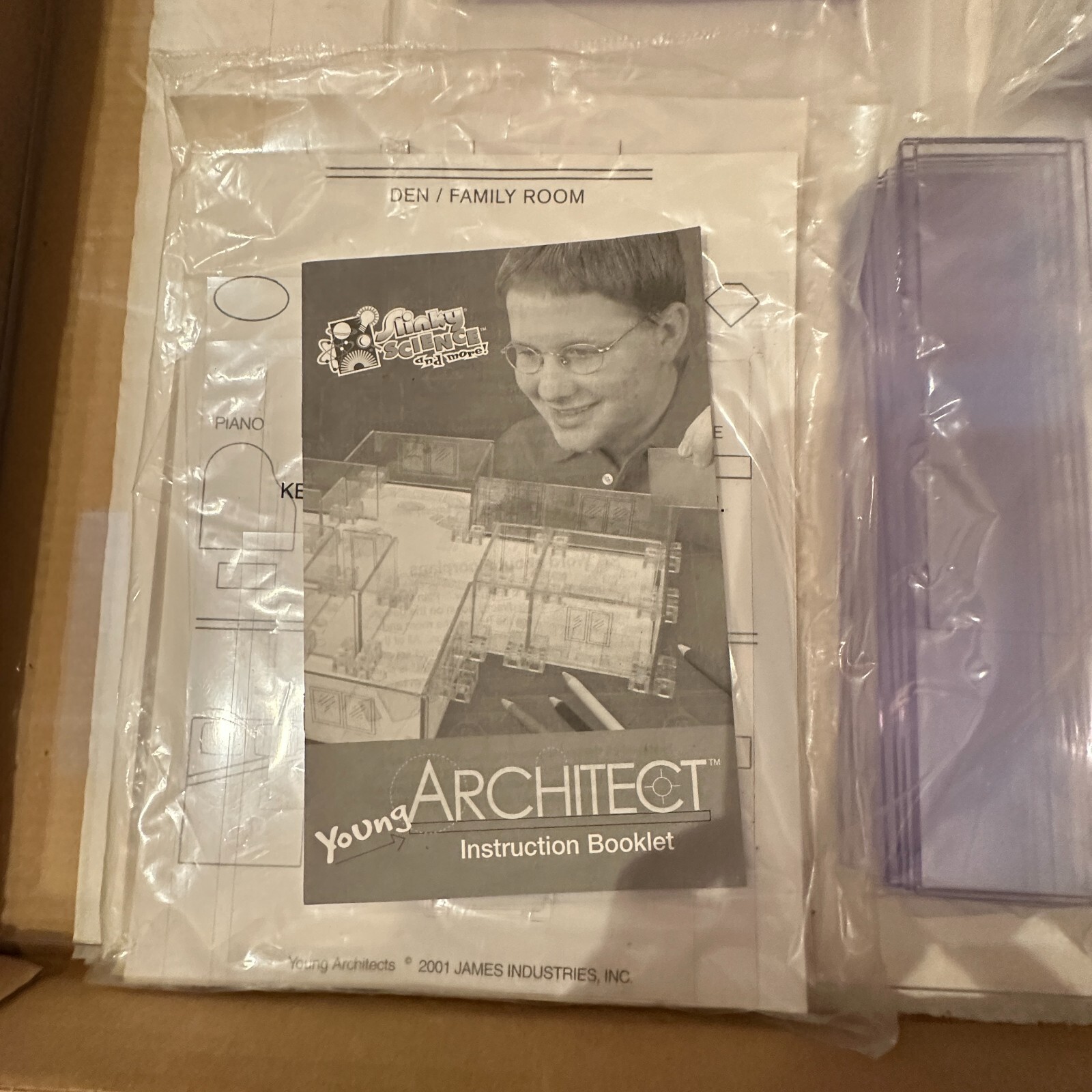 Young Architect 3-Dimensional Model House Designer Kit STEM Slinky Science 2001