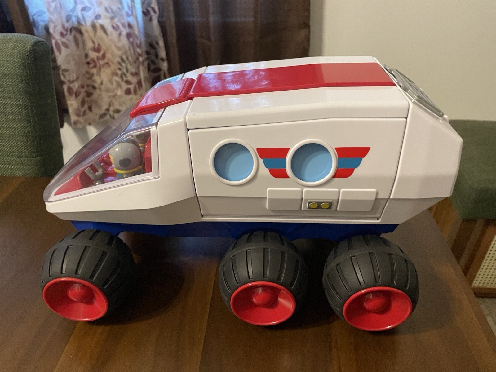 Lakeshore Learn & Play Explore Rover Space Vehicle Complete With 2 Figures