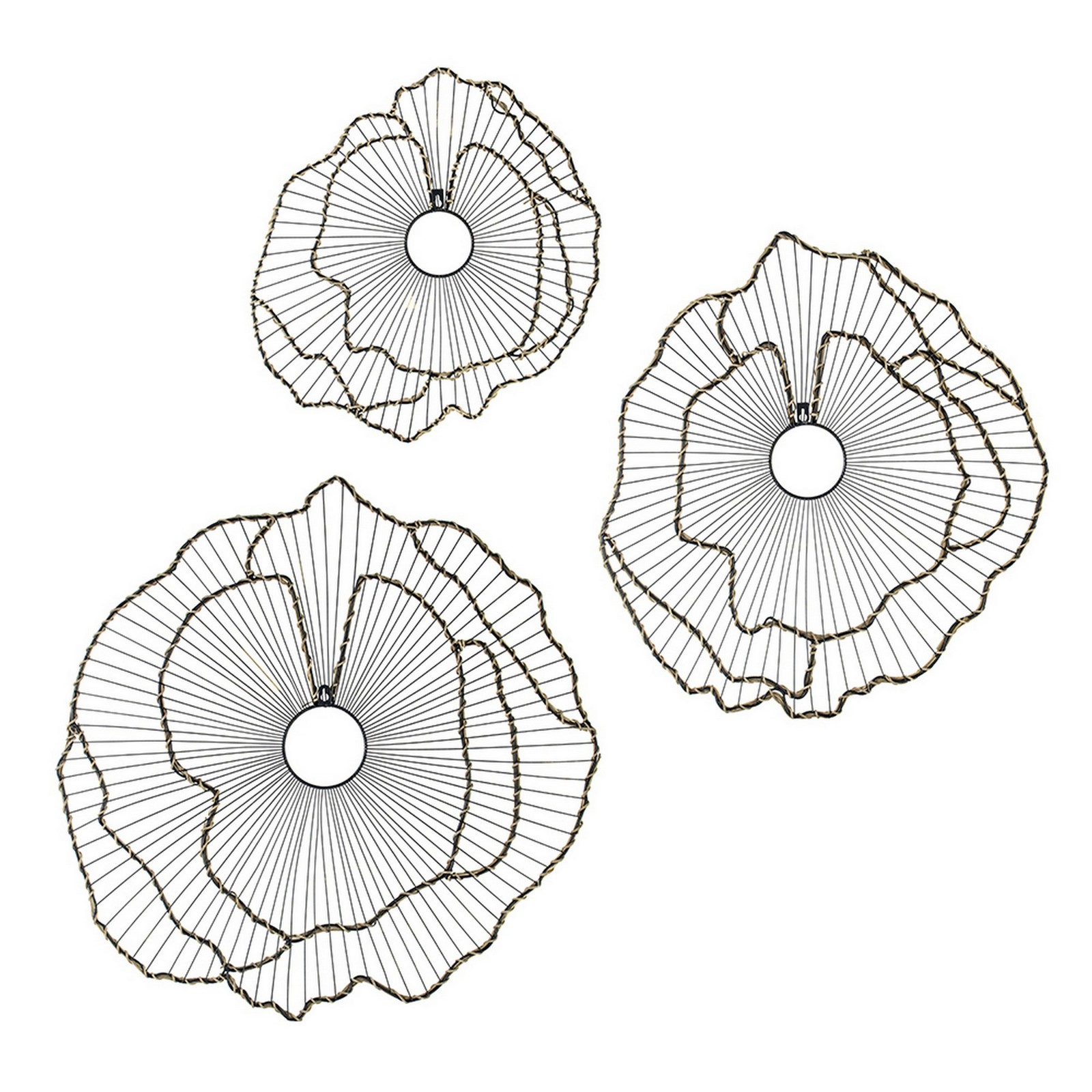 Benjara 30- 24- 18″ Set of 3 Decorative Metal Flowers- Wall Decor Black/Gold