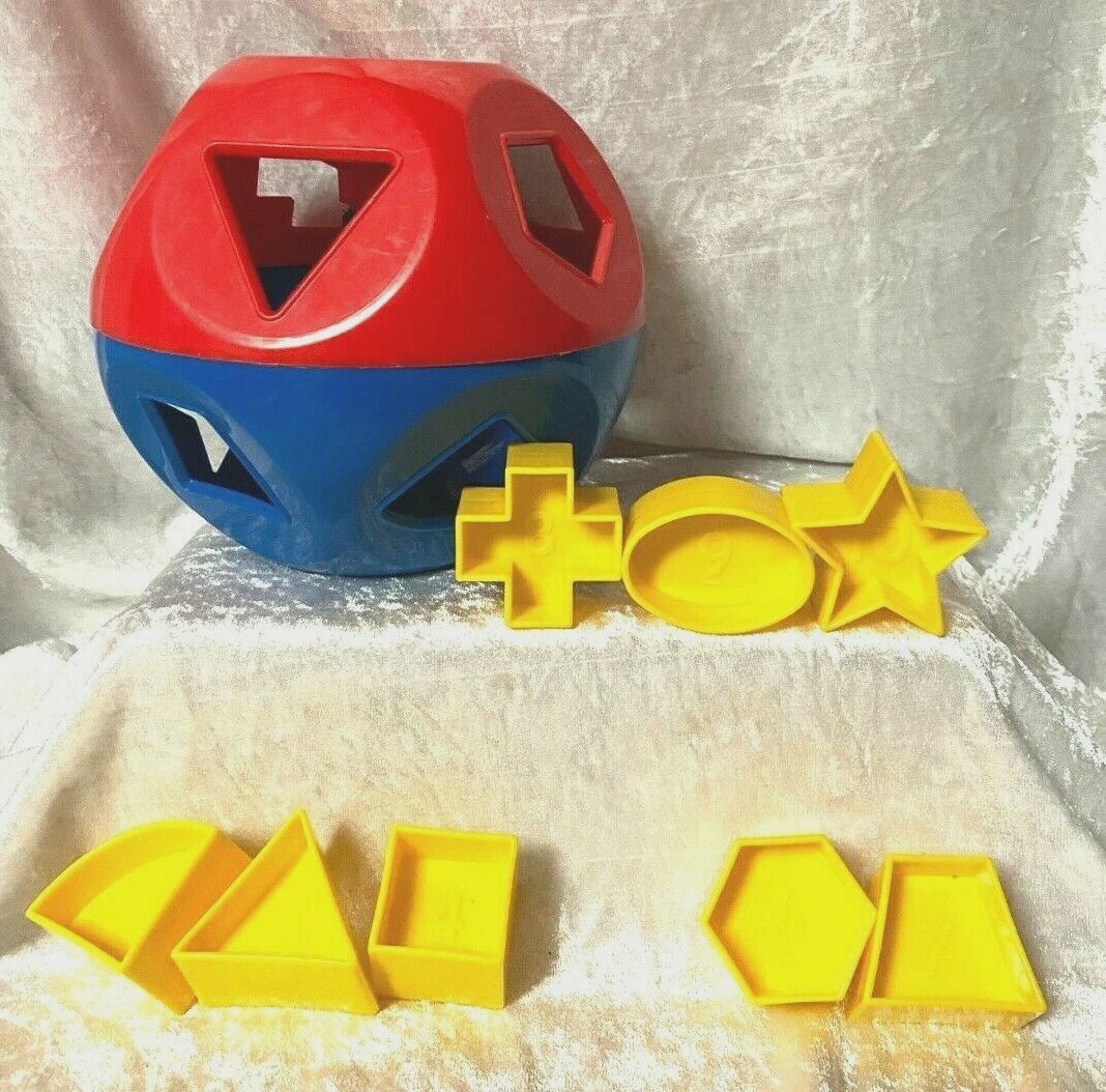Vitg Tupperware Toy Shape-O Ball Sorter Toy (Missing 2 shapes) w/ 8 Shapes s