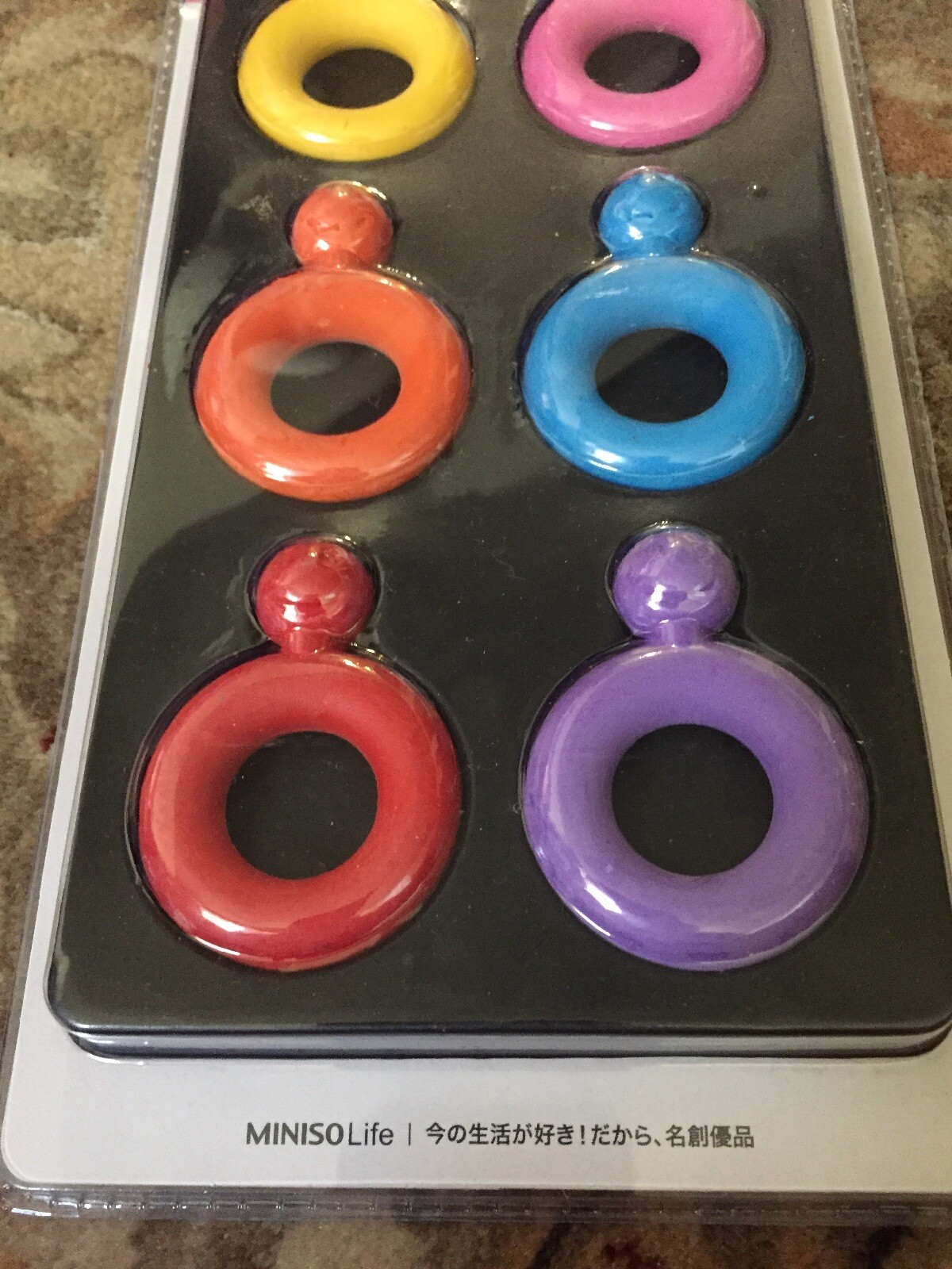 Miniso Japan DIY Childrens Crayons (6 Ring Shaped) New Sealed In Package Life