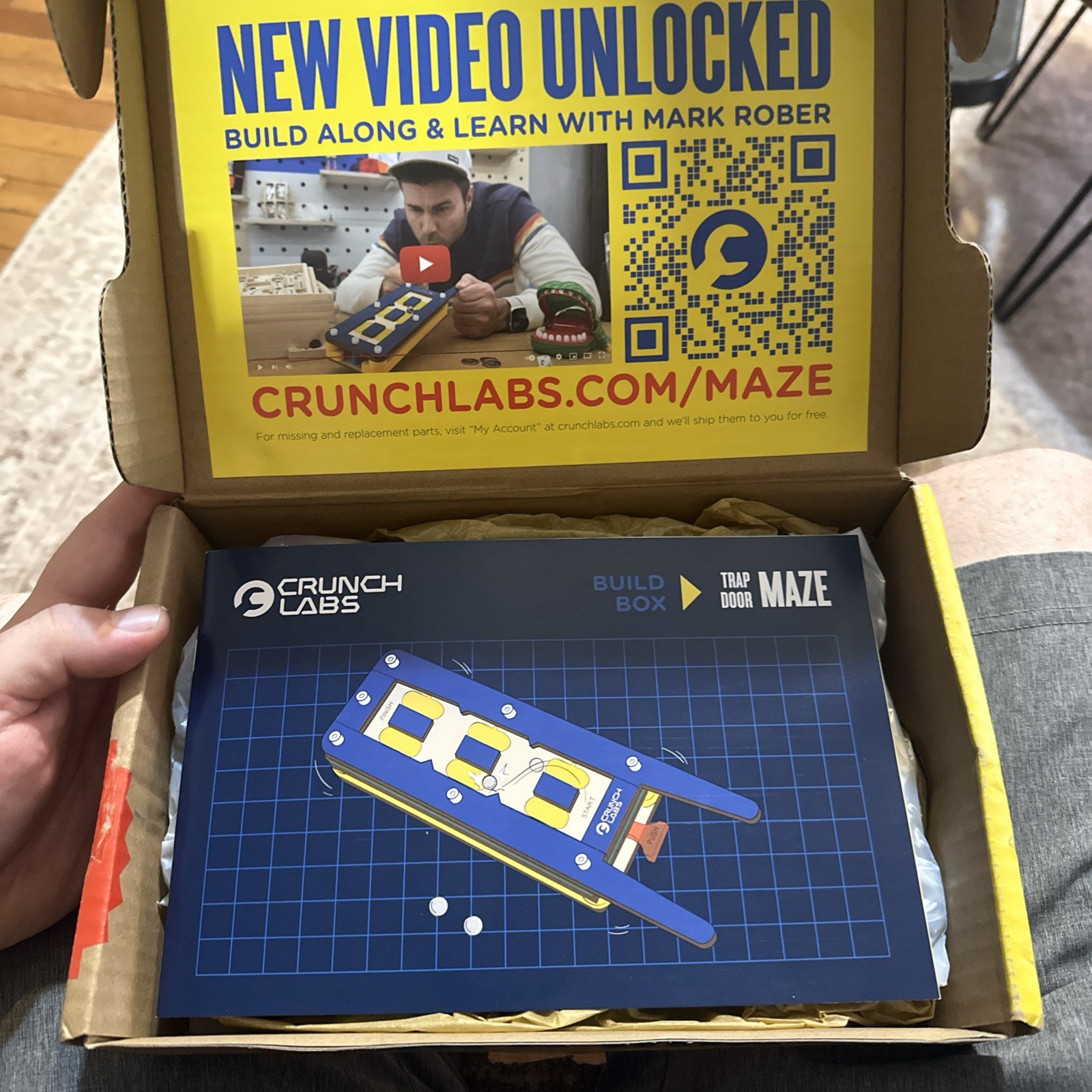 Crunch Labs Box by Mark Rober Trap Door Maze All Items Sealed box damage