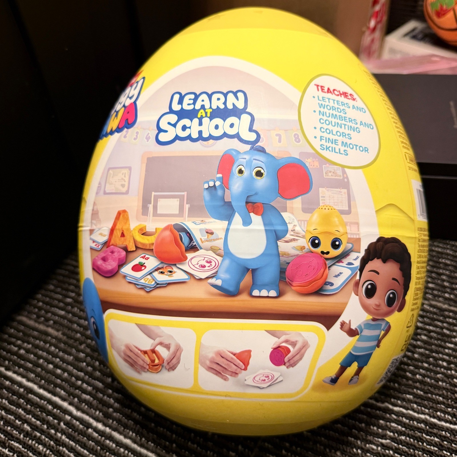 Zuru Eggy Wawa Learn at School Kids Preschool Toy Yellow NEW 61 Surprises 15103