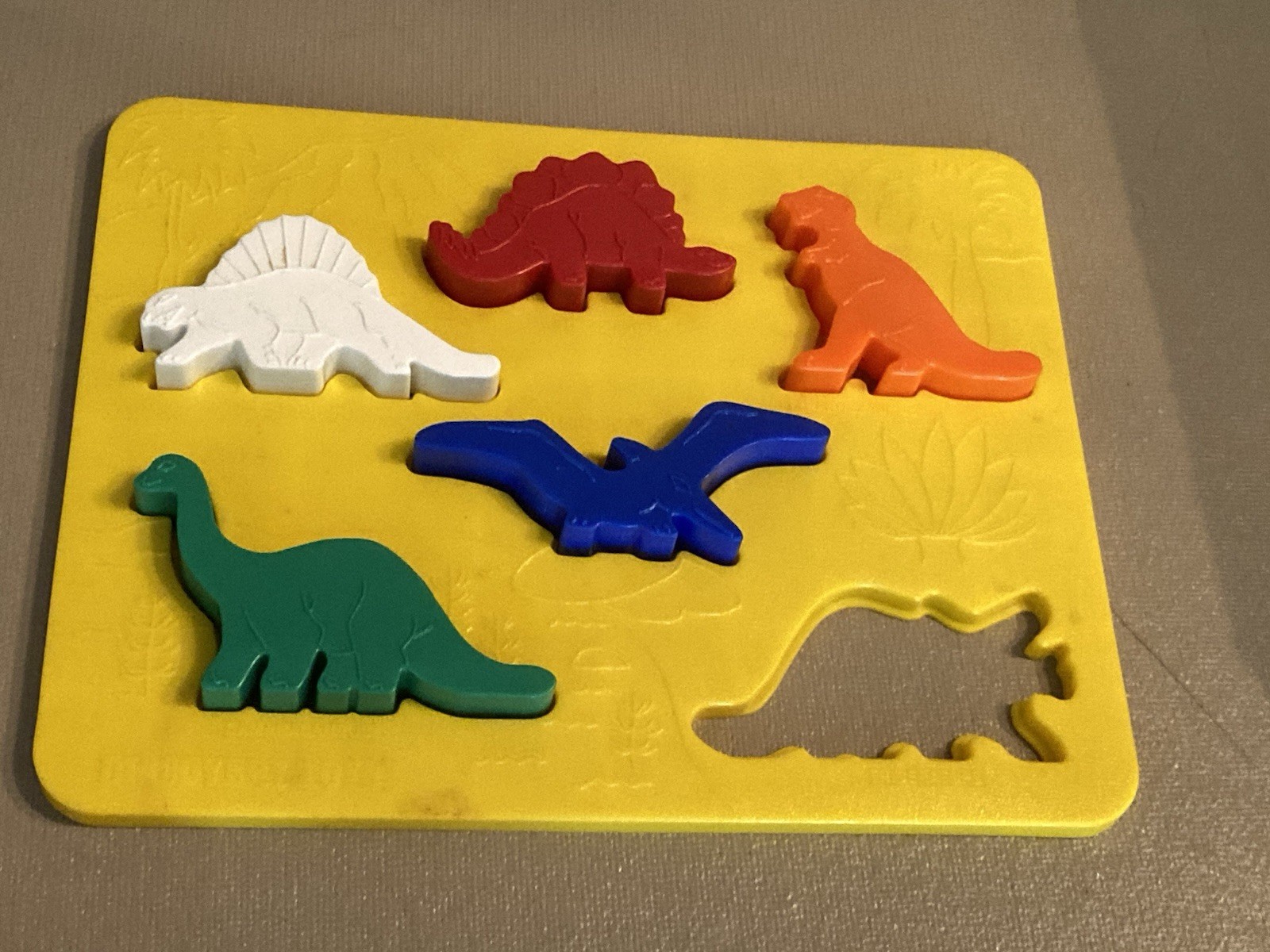 Discovery Toys Place and Trace Stencil Set – Missing One Piece!!