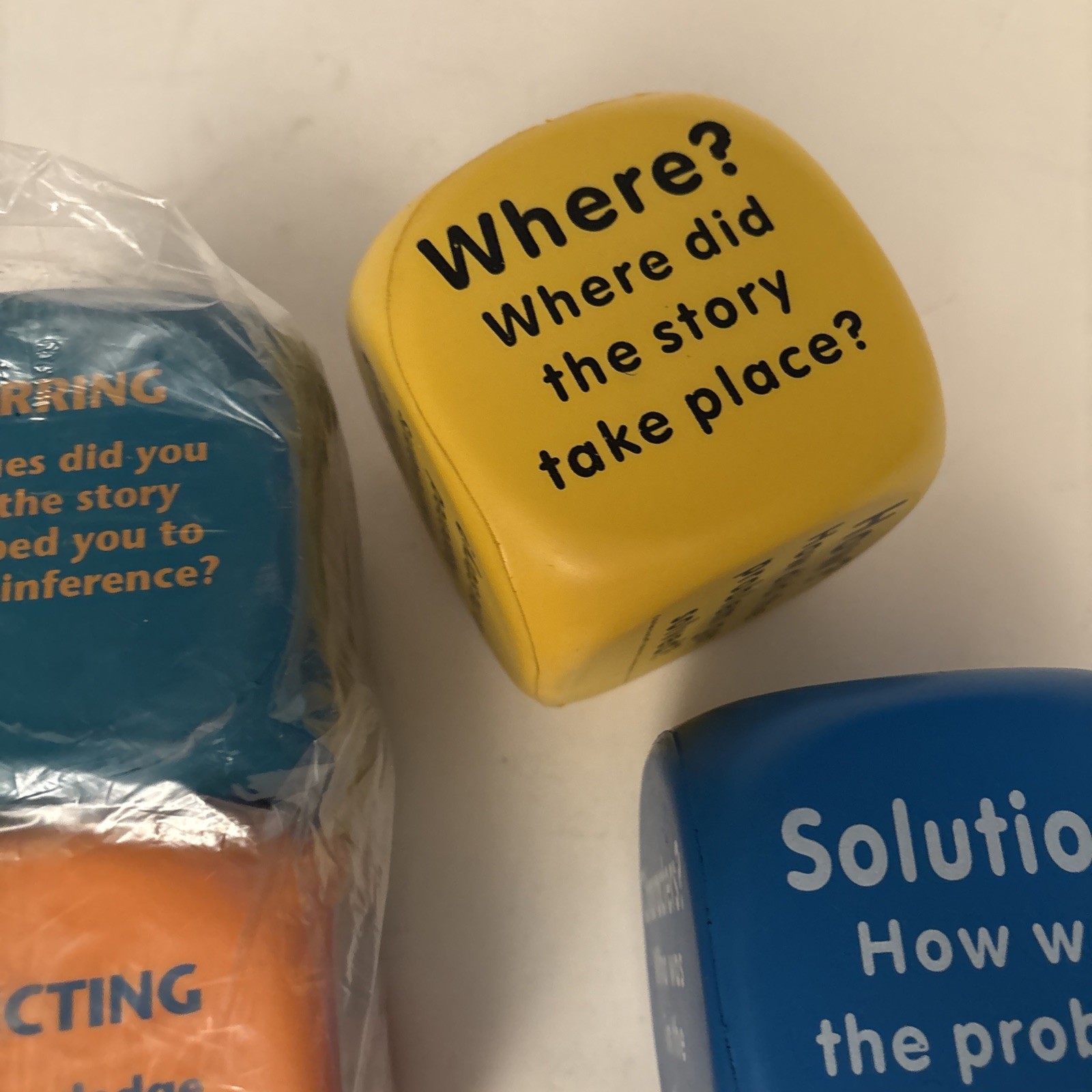 2006 Really Good Stuff Comprehension Strategies Dice Set Of 4 PREOWNED