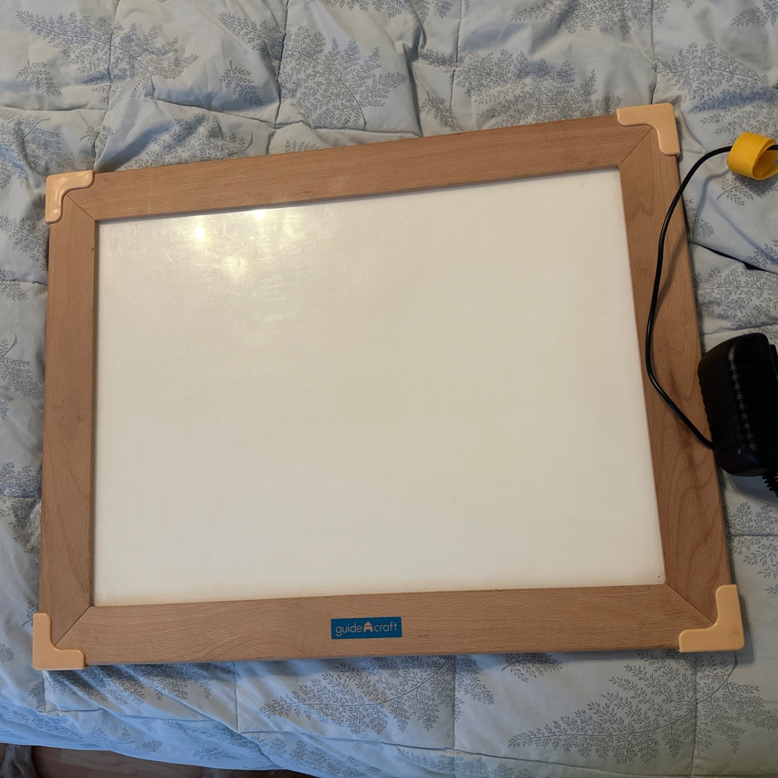 Guidecraft Ultra-slim LED Activity Tablet with Hardwood Beech Frame