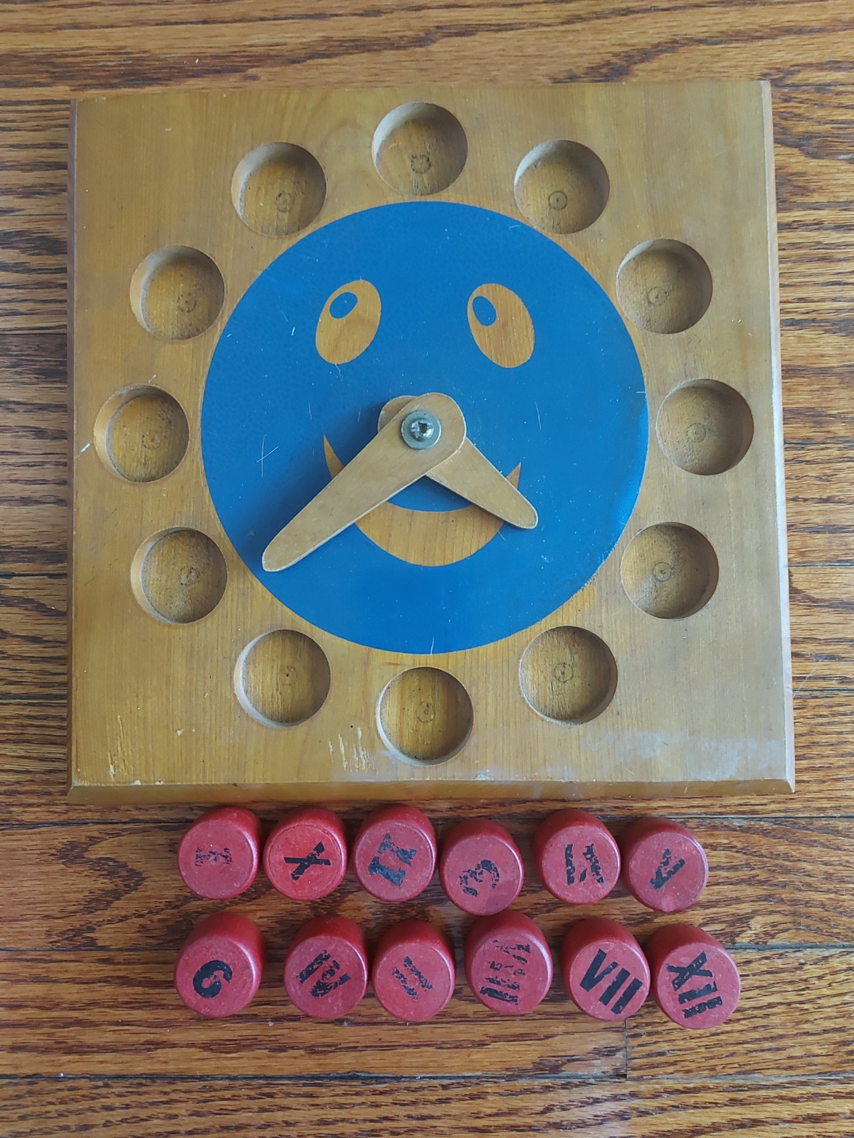VINTAGE (1950’S/60’S?) ALL WOOD SOMERVILLE KIDS CLOCK & TIME TEACHING TOY