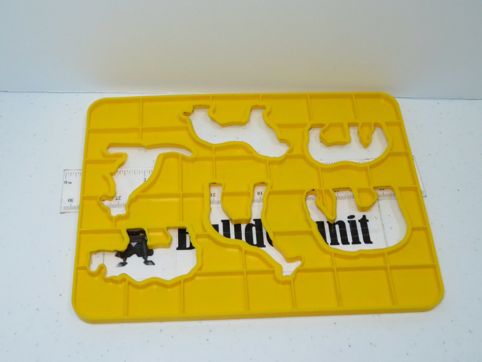 1984 Discovery Toys Place & Trace Plastic Yellow Stencil Replacement Part Only