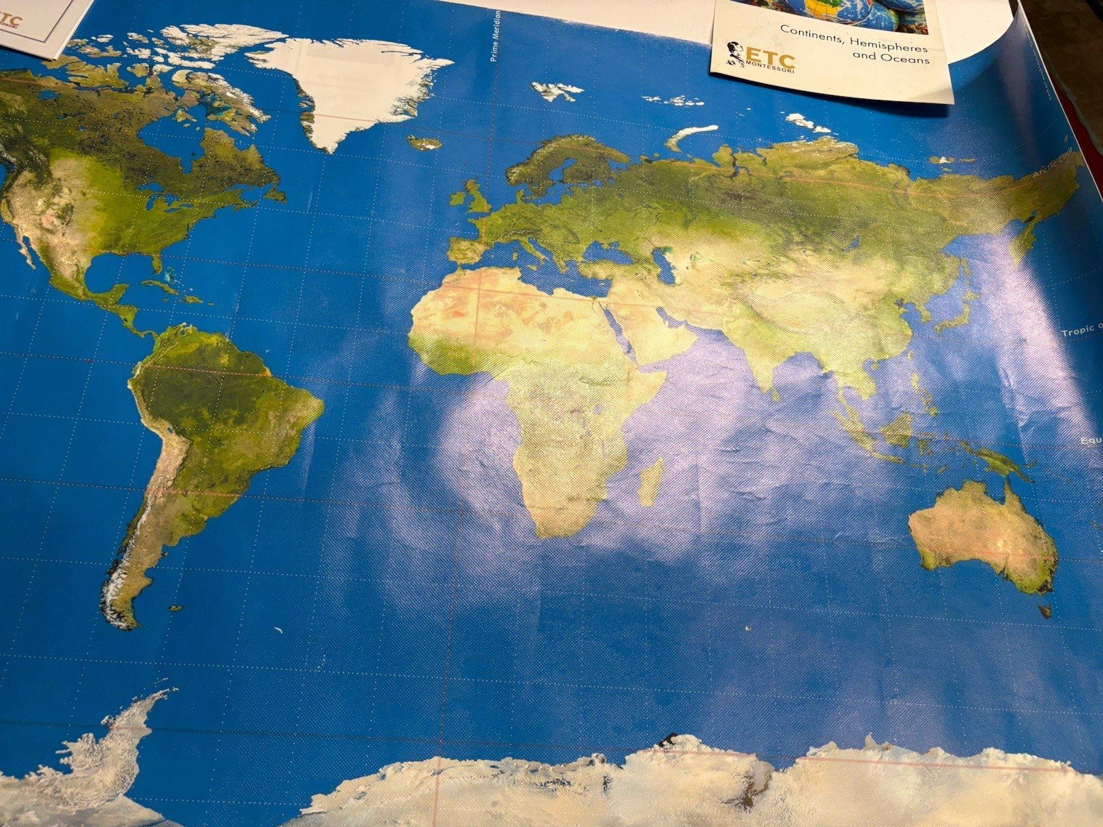 Montessori ETC Continents Hemispheres And Oceans Set w/Large Wall/Floor Chart