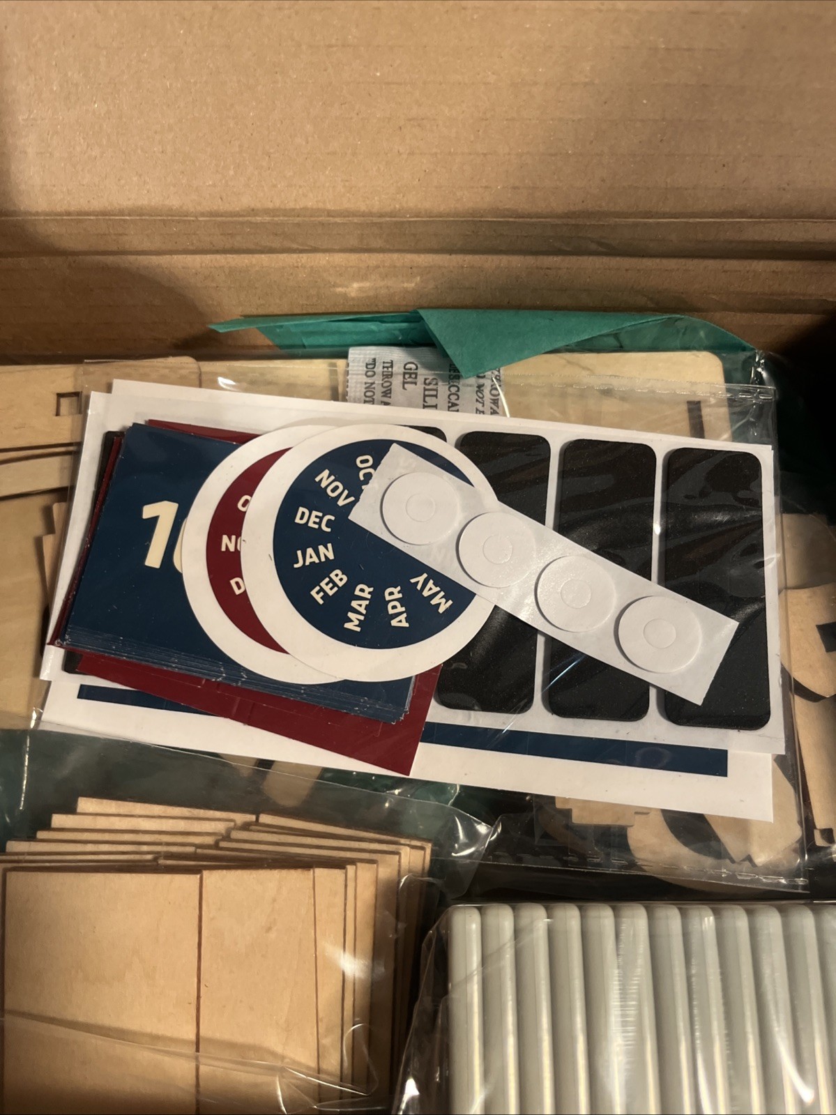 Kiwi Co Eureka Crate Build Your Own Perpetual Calendar STEM Age 12+ Wood Model