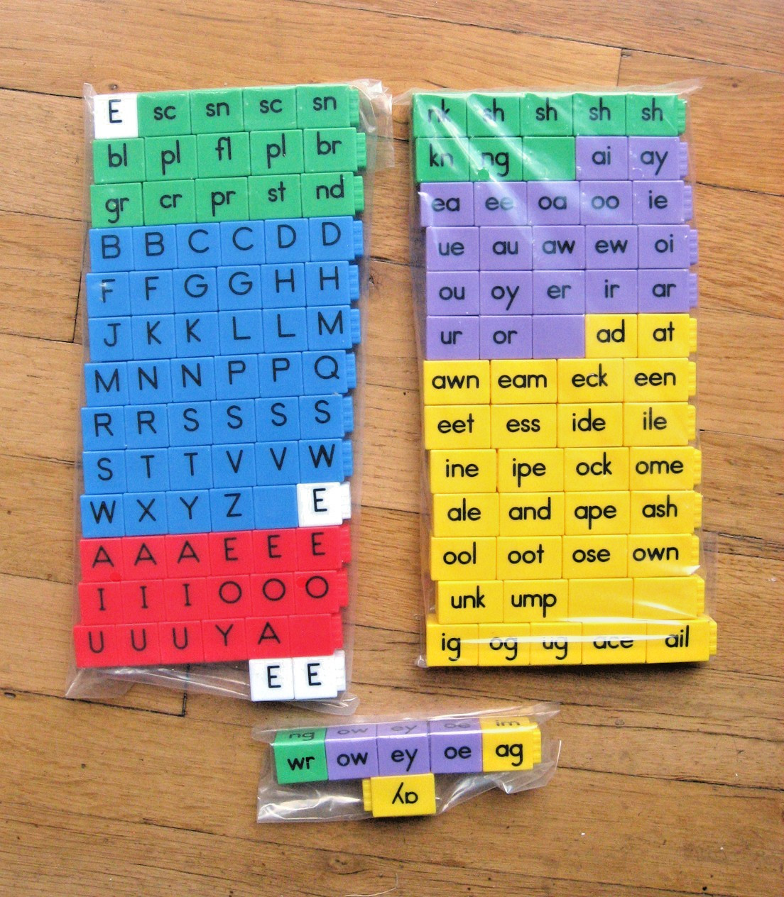 NEW Phonics Word Building Rods Set of 142