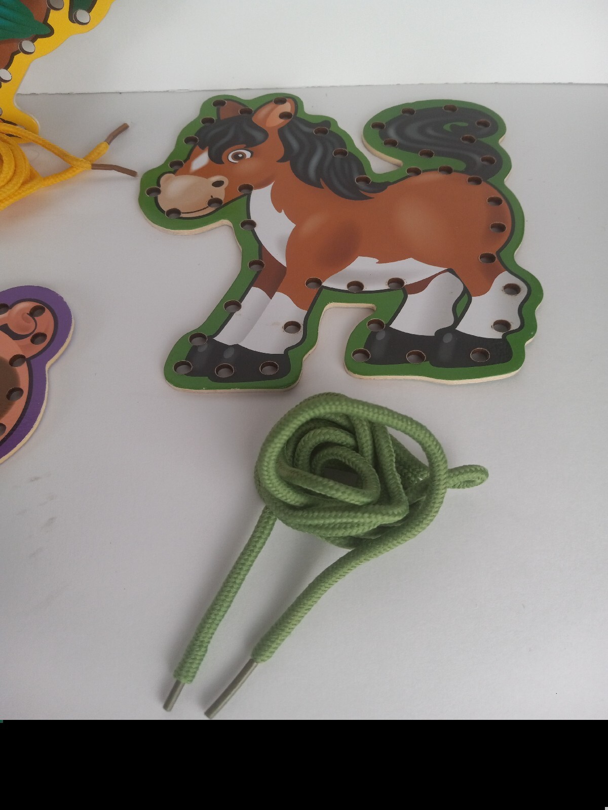 5 piece Farm Animal Lacing Board Education Manipulatives with colorful laces