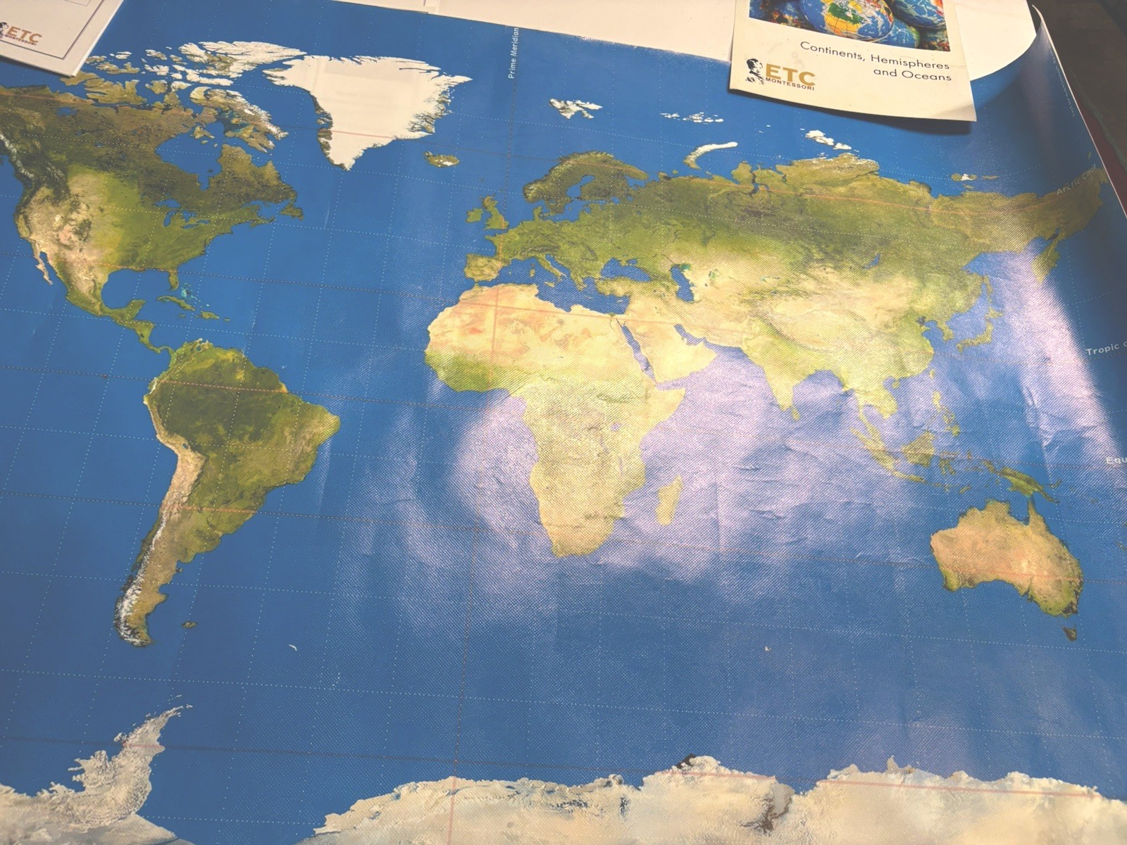 Montessori ETC Continents Hemispheres And Oceans Set w/Large Wall/Floor Chart