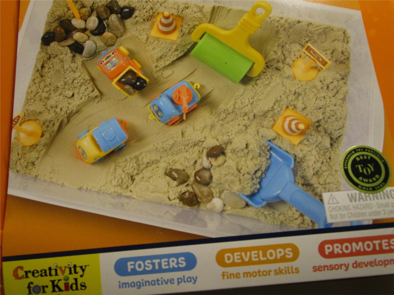 Creativity for Kids Sensory Cube: Construction Zone Playset – Preschool. J13