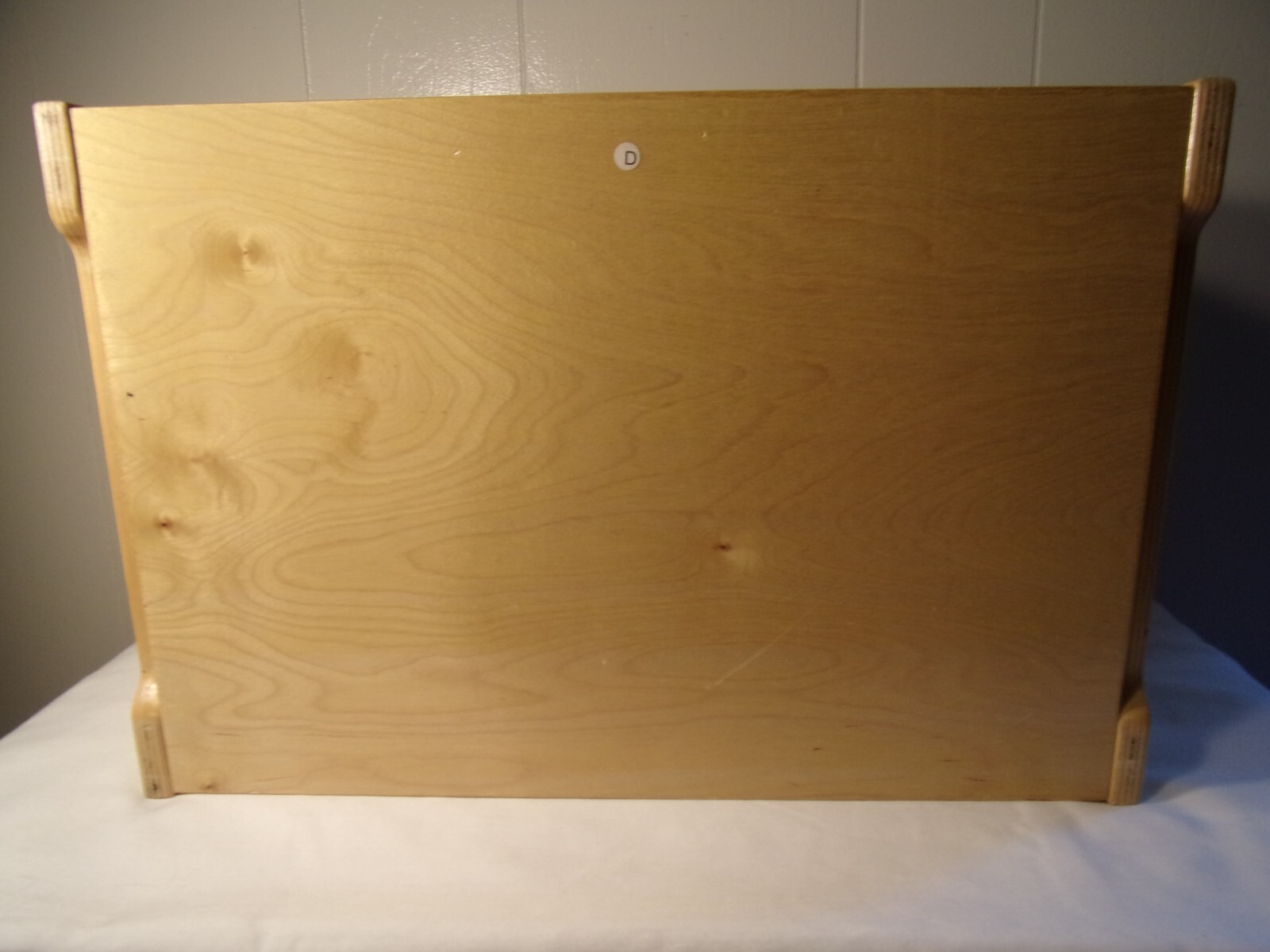 Vtg GUIDECRAFT Wooden Divided Book Or Toy Storage Tray Carrier Rack With handle