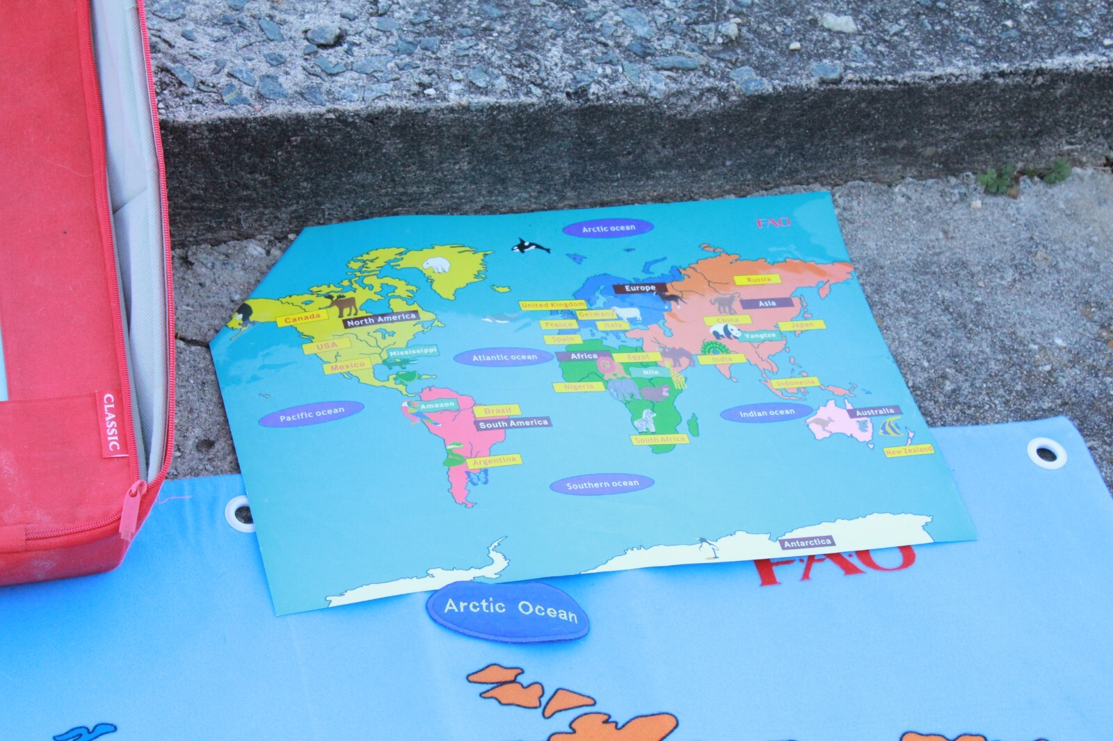 World Map FAO Schwarz HUGE 71 inches Hanging Play ANIMALS Places Bags Learning