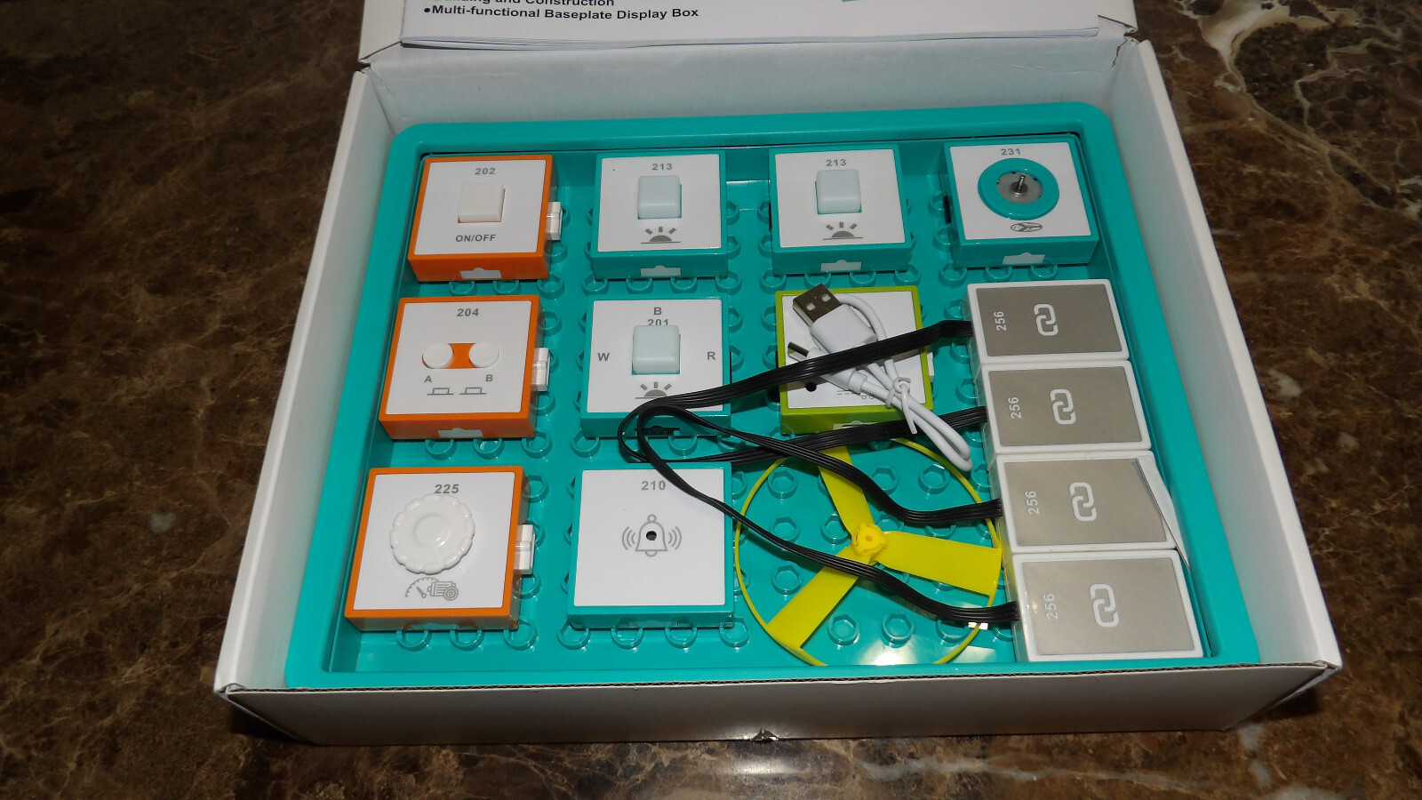STEM Skill Circuits YS2966. Logic Thinking Training Blocks Experiment 8+ NEW