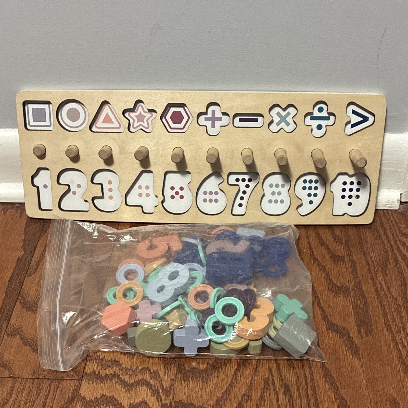 Wooden Montessori Counting Board 1-10 Numbers Shapes Stacking Rings Math Toy