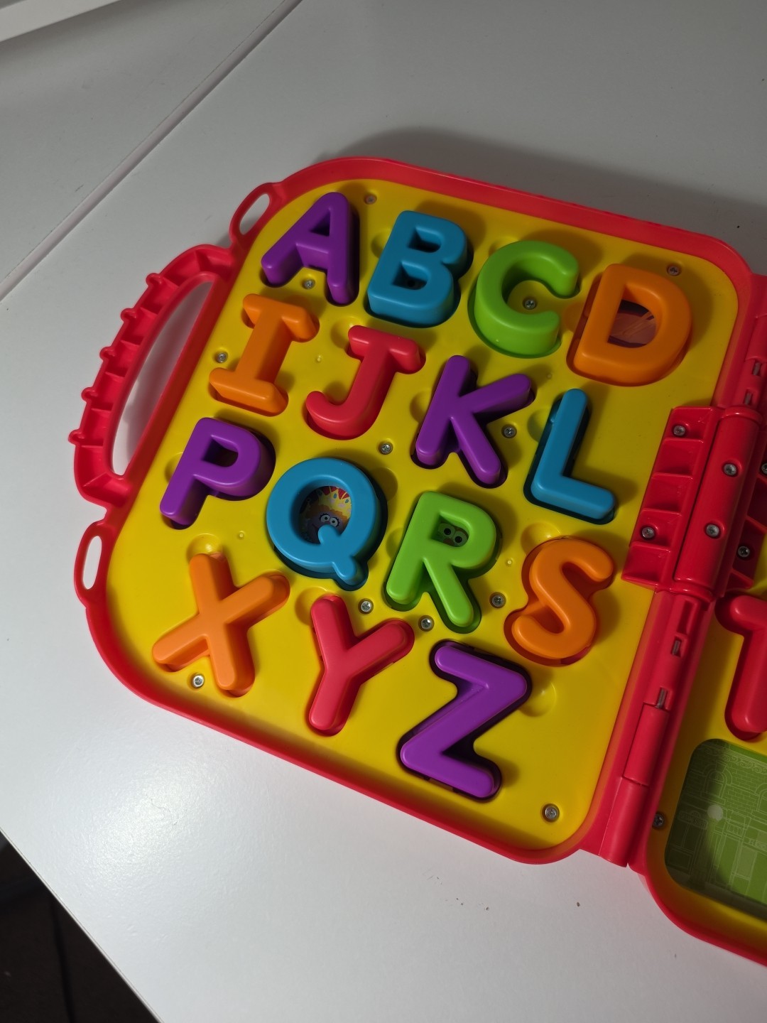 Elmo On the Go ABC Alphabet Learning Case Sesame Street Workshop