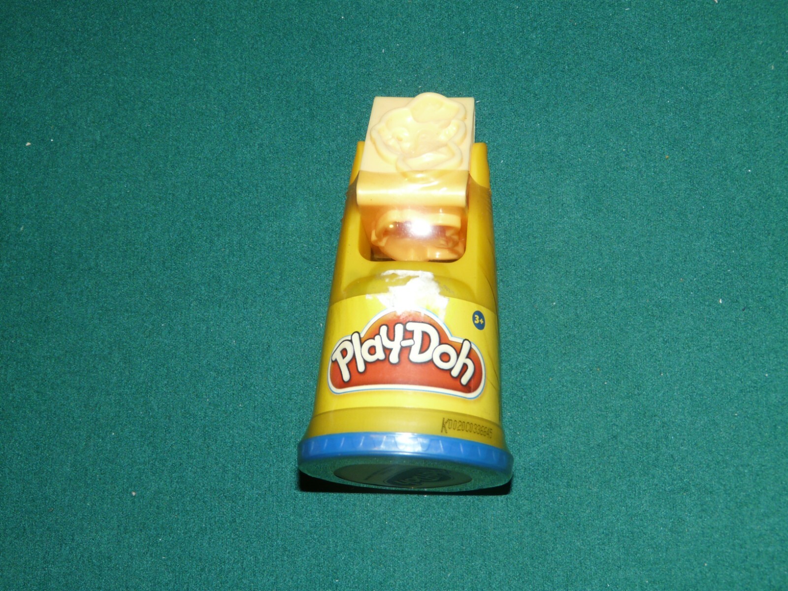 PLAY-DOH – SEALED BOX WITH VINTAGE HASBRO STAMPS